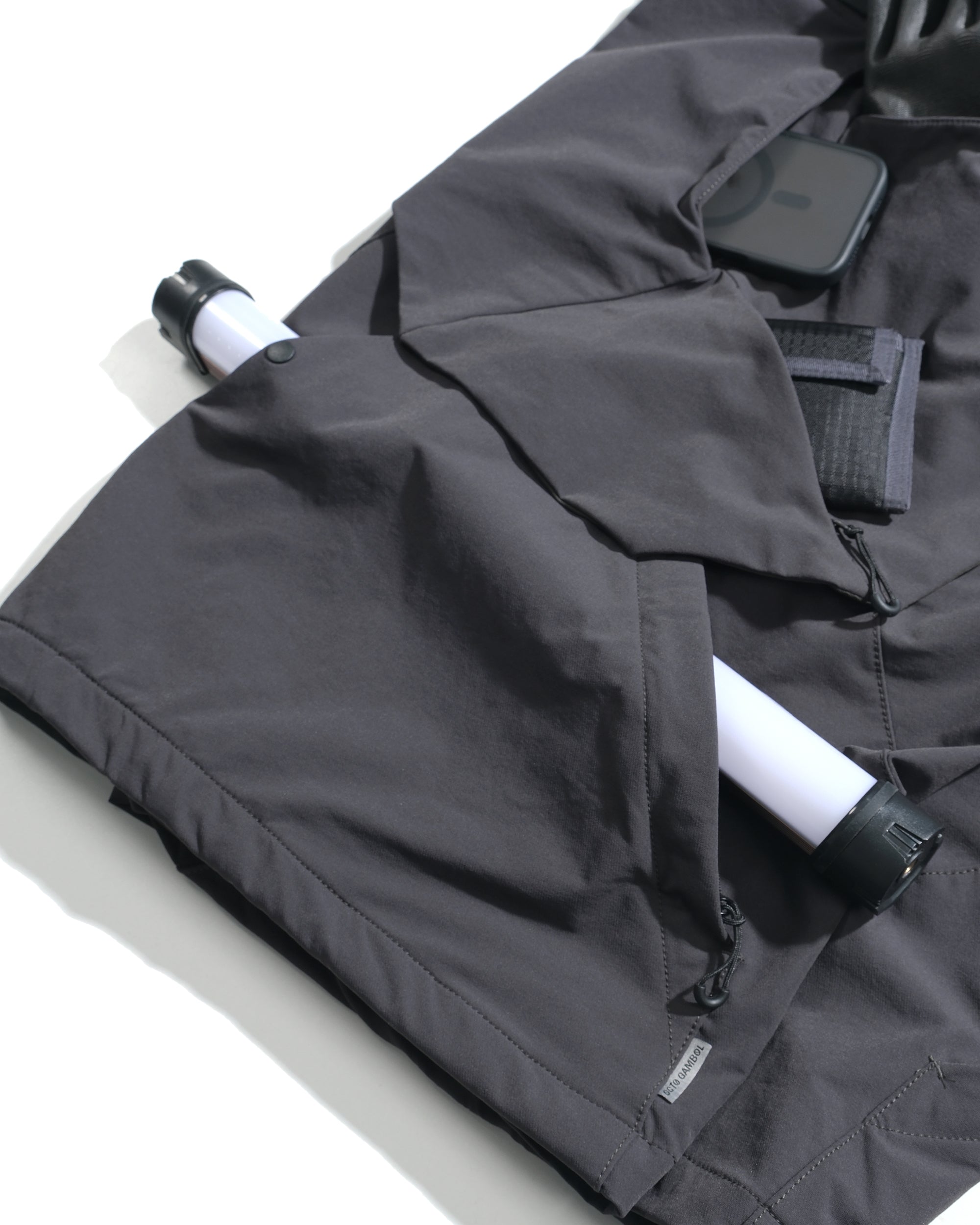 S26-S1-S / Visor Layer Shorts (Grey)