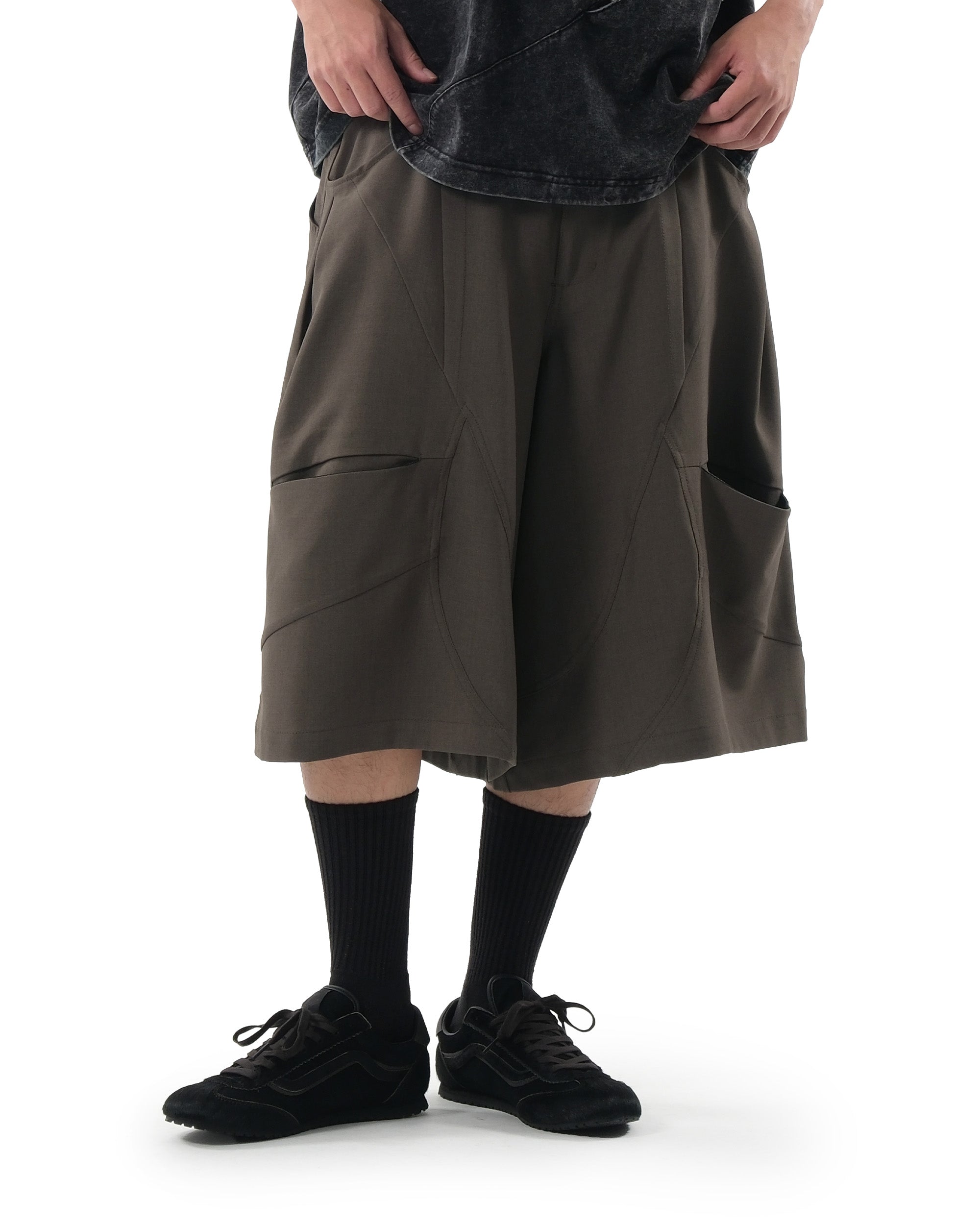 S26-SD1-S / Structured Wide Shorts (Brown)