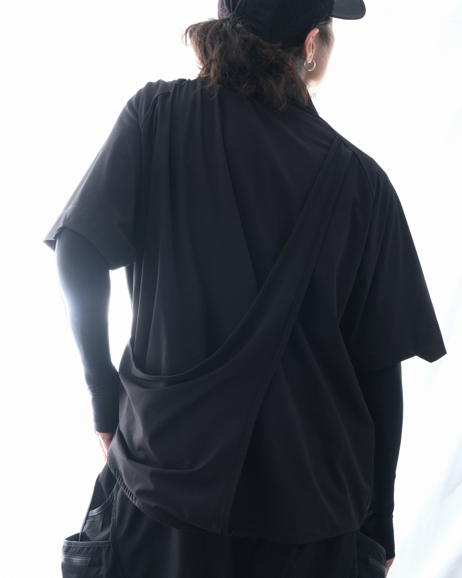 S3/ S25-O-02 Crossable Shirt (Black)