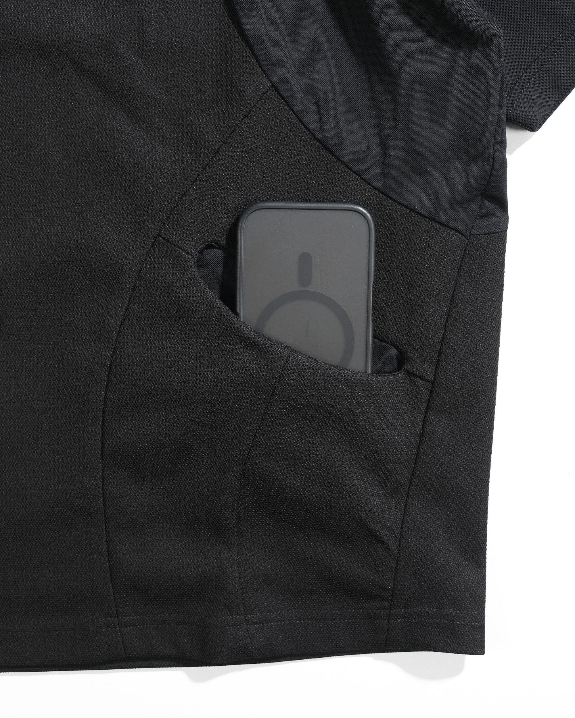 S26-C1-T2 / Discrete Signal Zip Polo (Black)