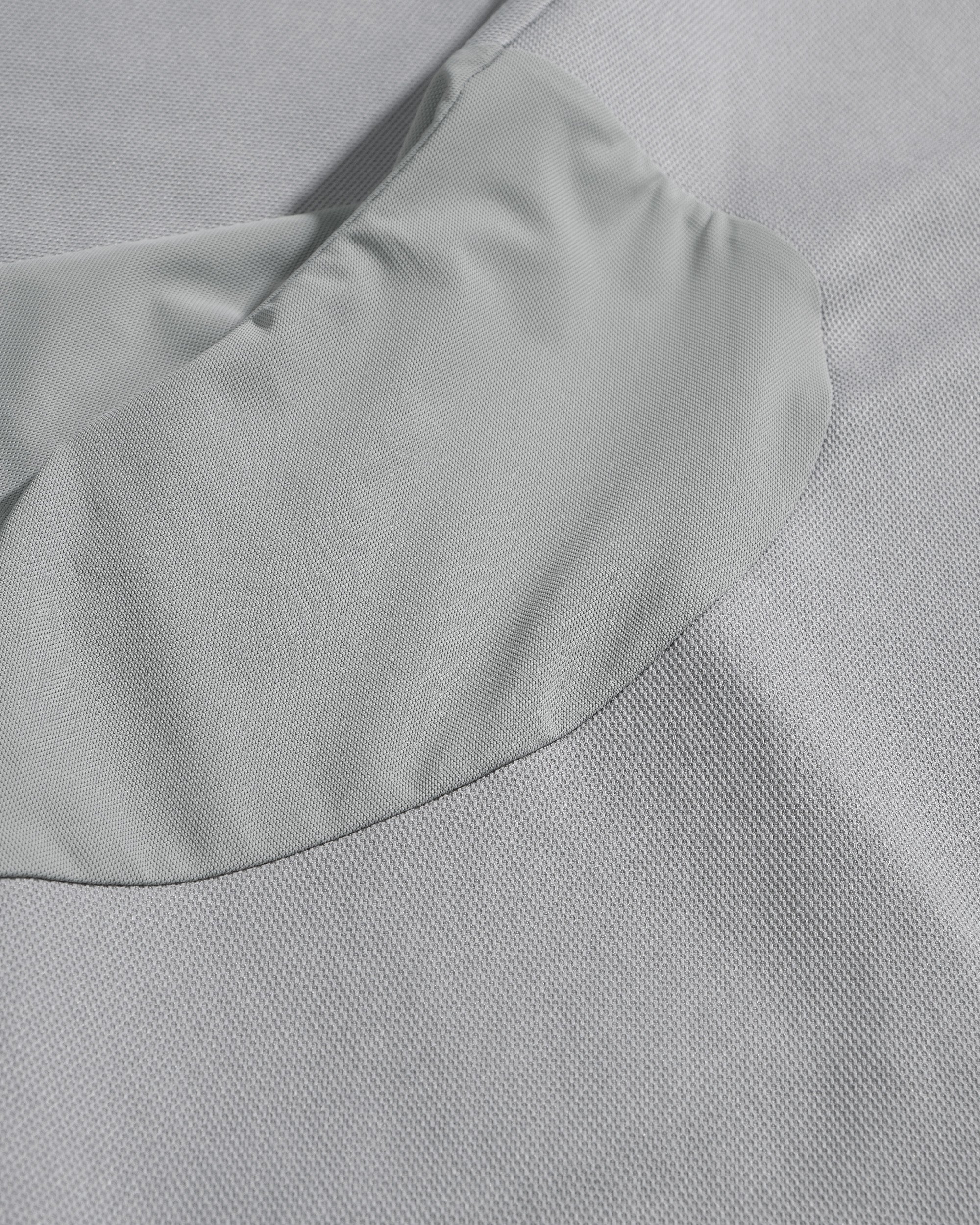 S26-C1-T2 / Discrete Signal Zip Polo (Grey)