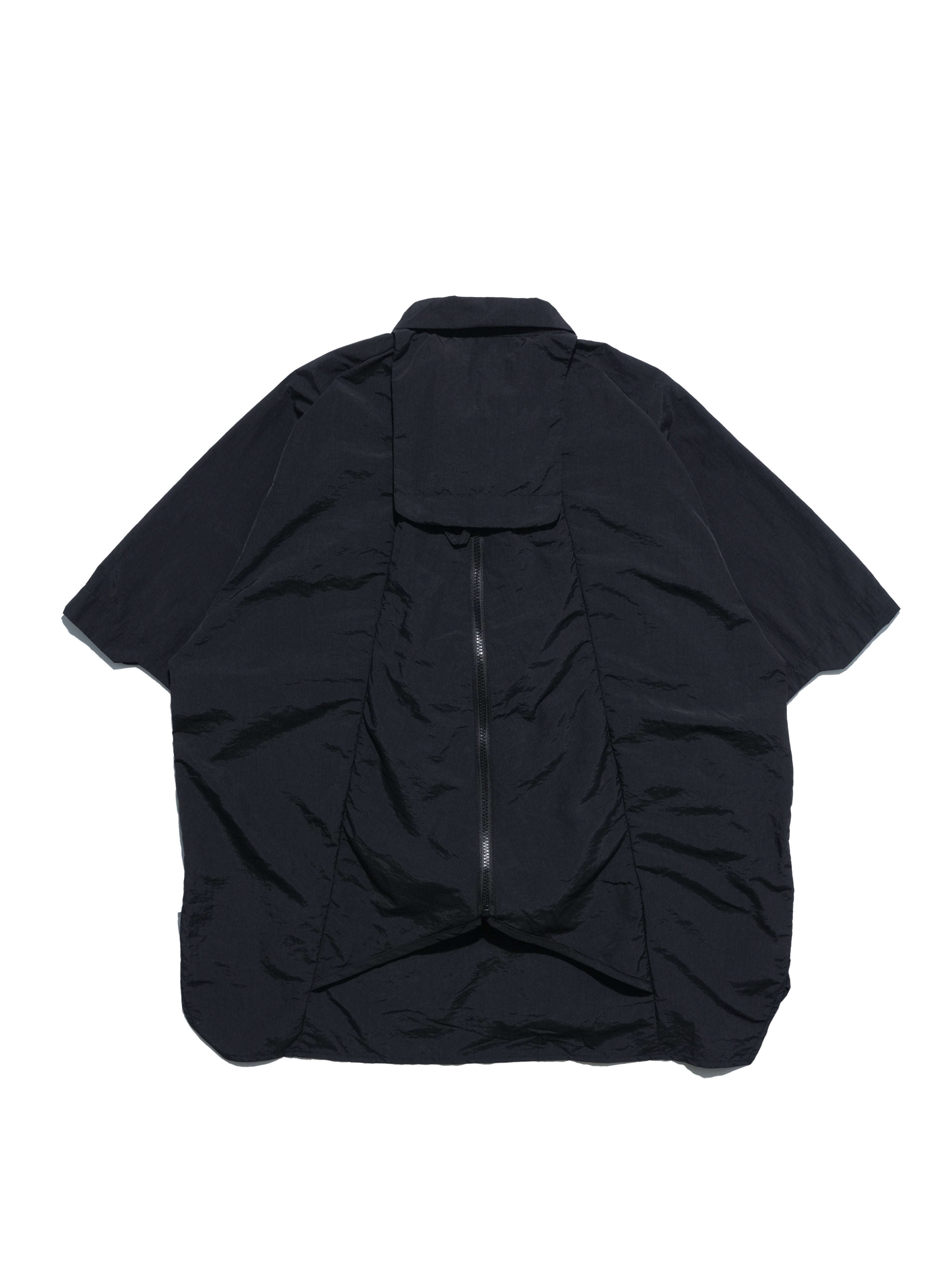 SS23 / 13 — T23-072 All-in-one Vest Shirt (Black)