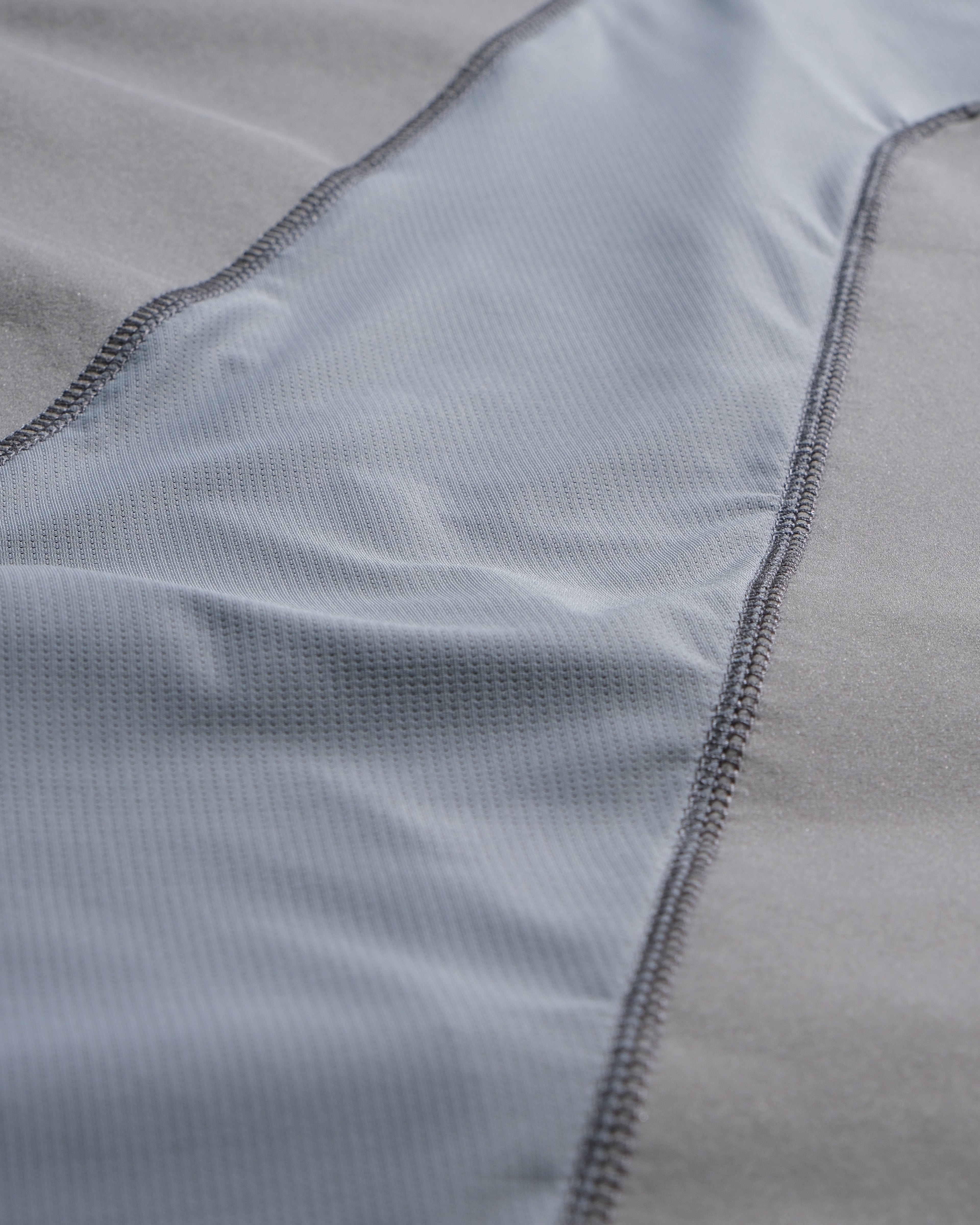S26-S2-V / Tri-Flow Vest (Grey)