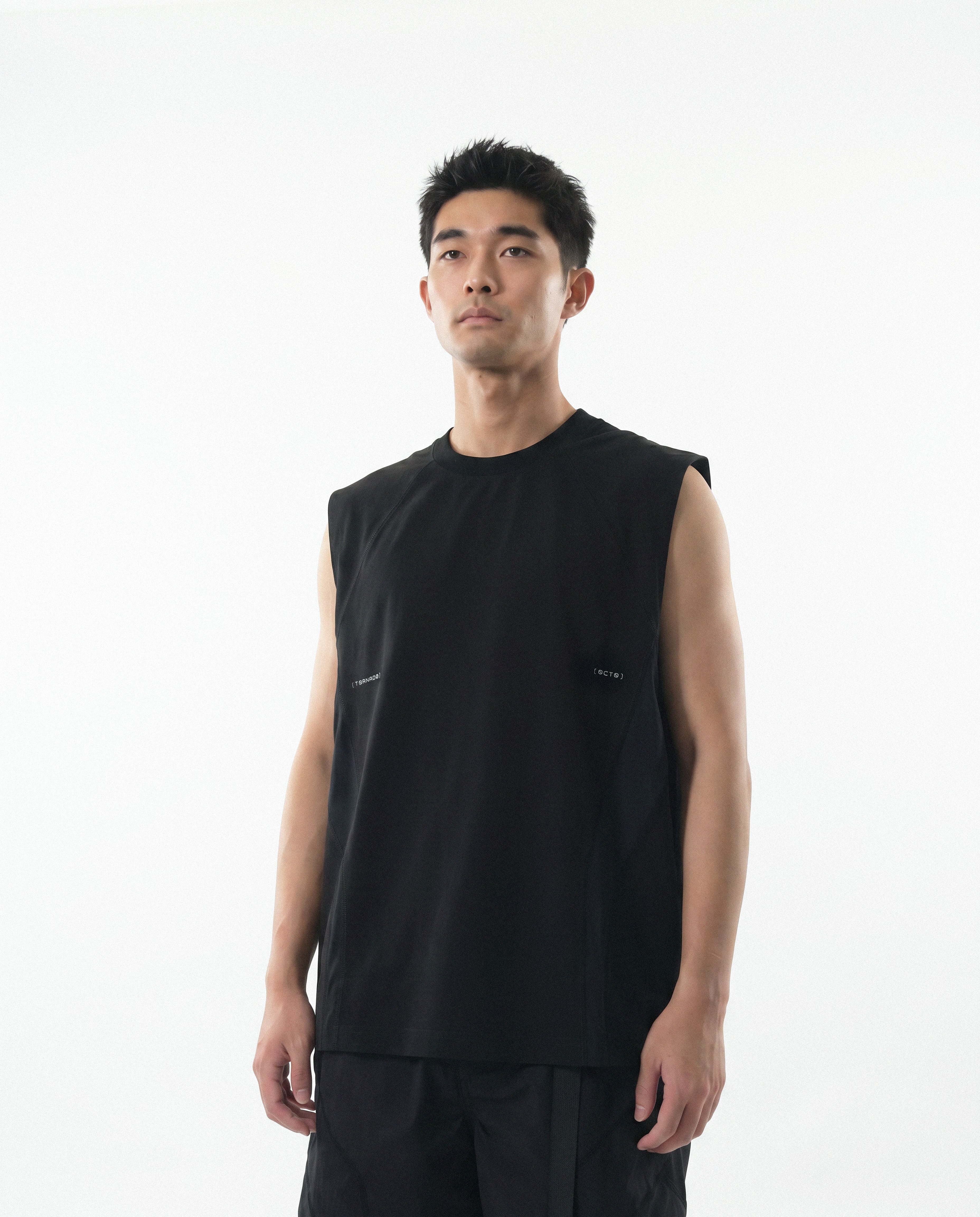 S26-S2-V / Tri-Flow Vest (Black)