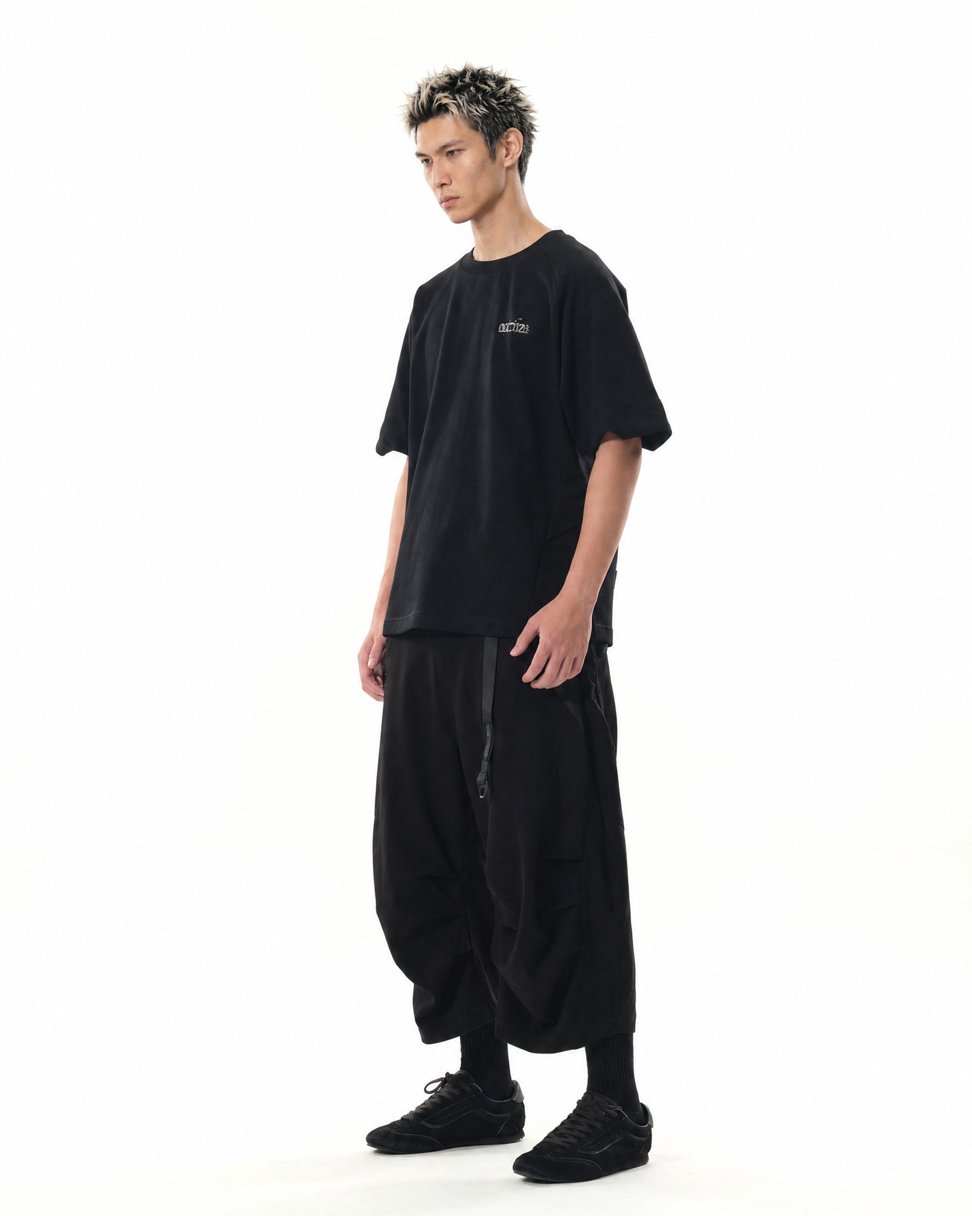 S26-S3-S / Access Arc Shorts (Black)