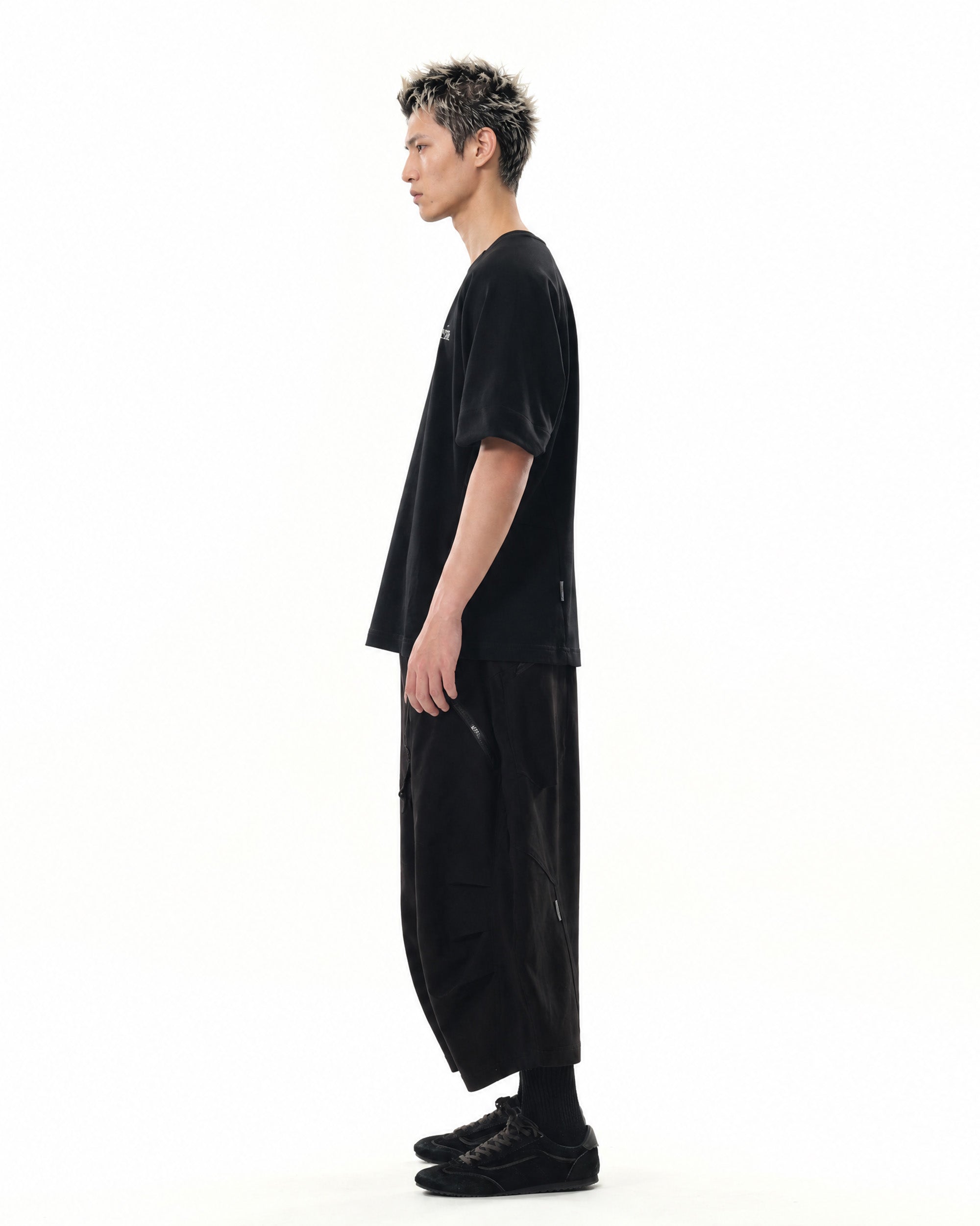 S26-S3-S / Access Arc Shorts (Black)