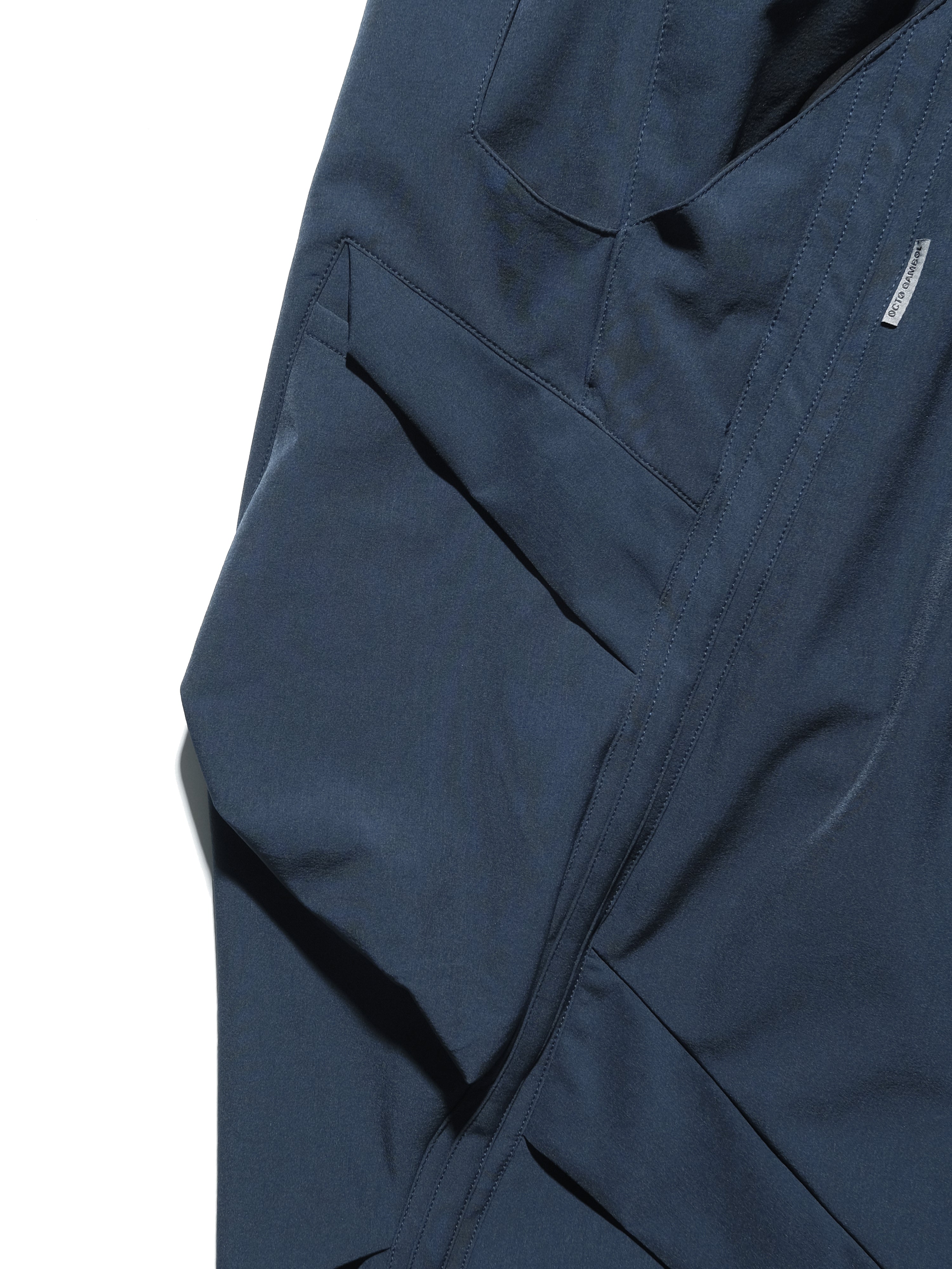 AW23 / 09 —  P23-133  Sukkiri Vertical Pants  (Navy)
