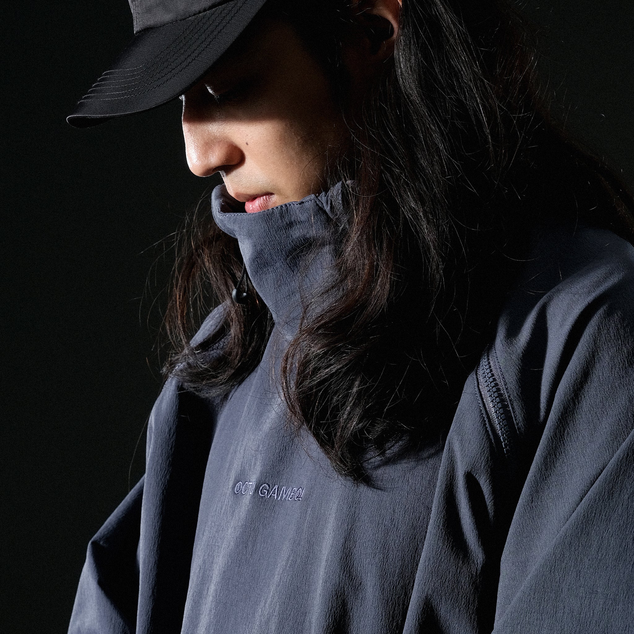 AW22 / 08 — T22-066 Turtleneck hidden hood Hoodie (Navy)