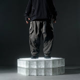 AW22 / 09 —  P22-124  Trapezoidal Loose Pants (Gauntlet Green)