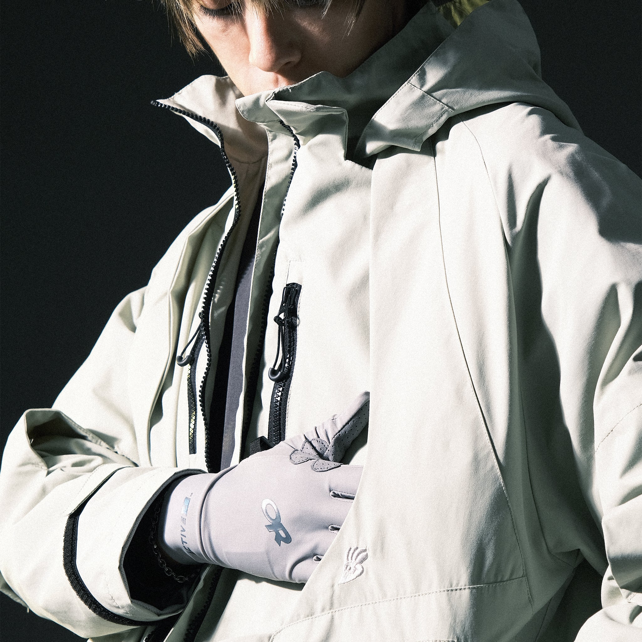 AW22 / 06 —J22-024  Flexible Collar Windbreaker (Mint Green)