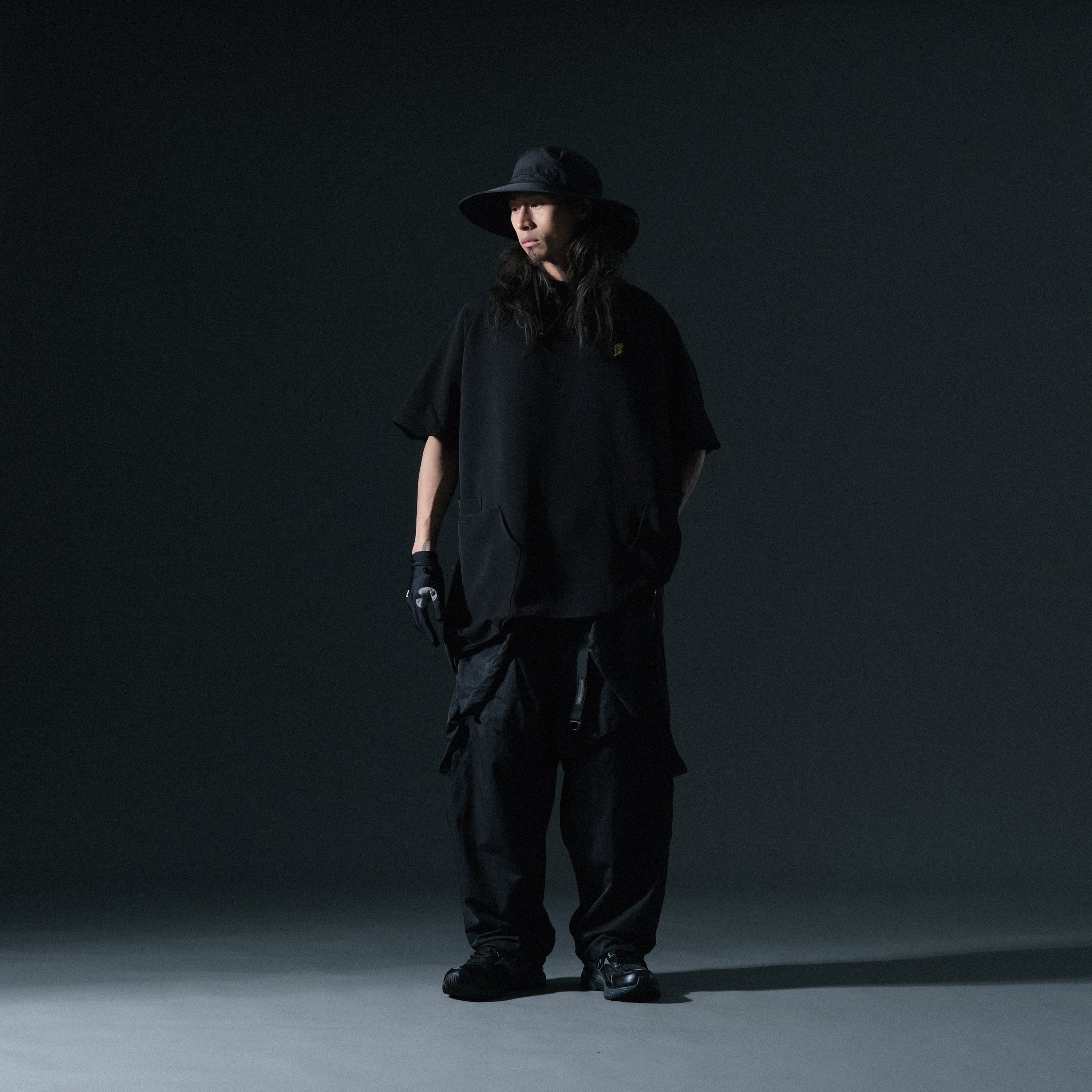 SS23 / 02 —  P23-126  Switchable Breathing Pants (Black)