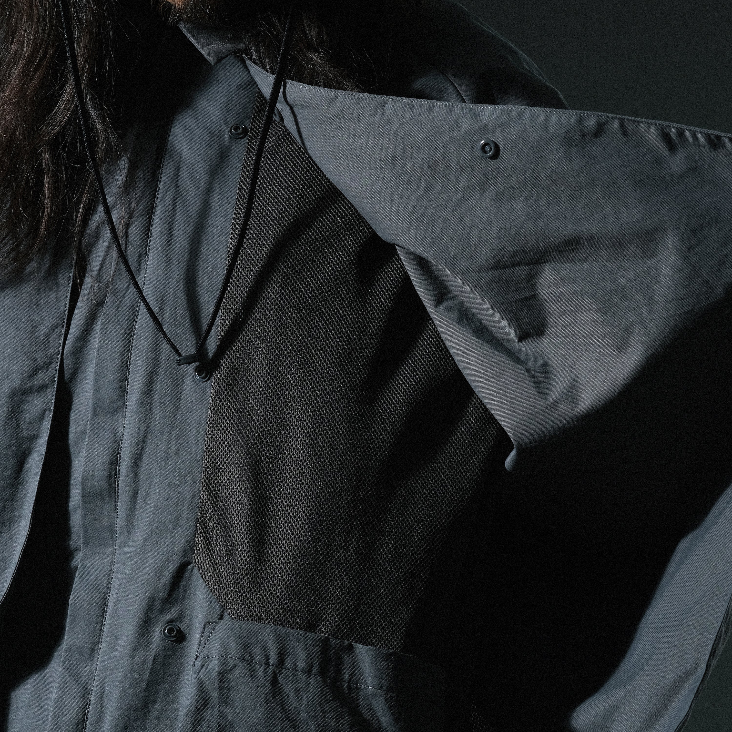 SS23 / 03 — T23-069 Switchable Breathing Shirt (Iron Grey)