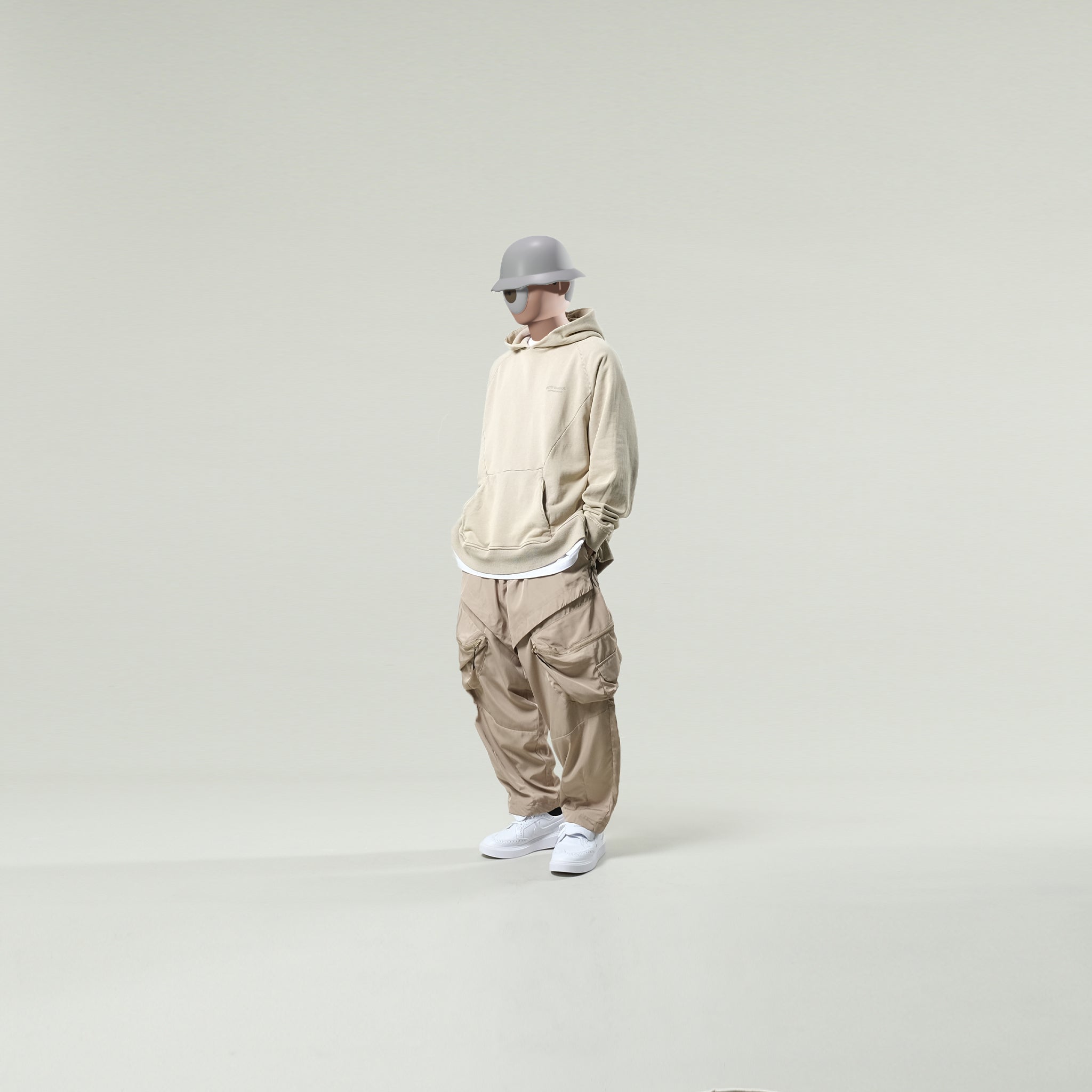Capsule Series / CB097 Multi-Pocket Pants (Khaki)