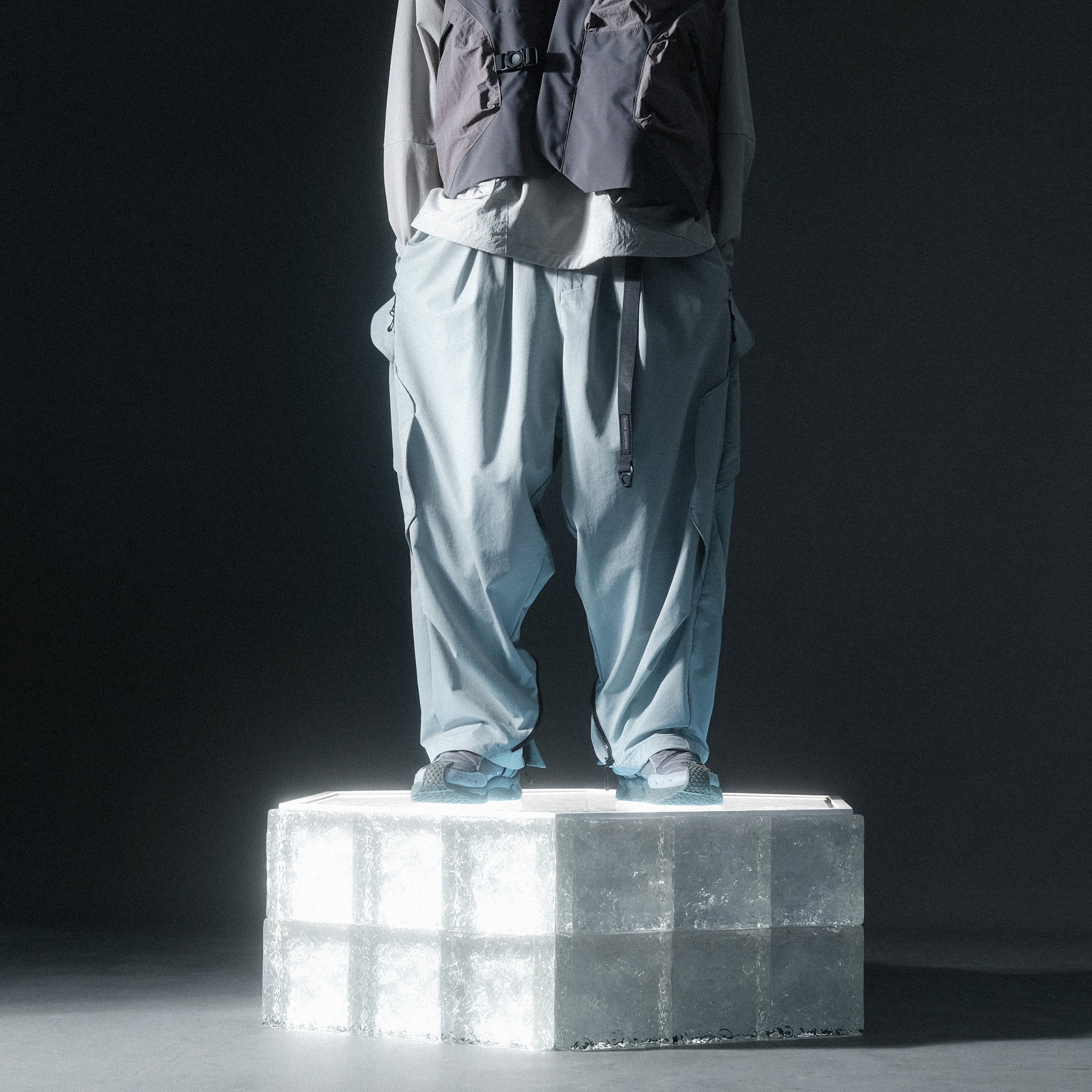 AW22 / 12 —  P22-123 Adjustable Spiral Pants  (Ivory White)