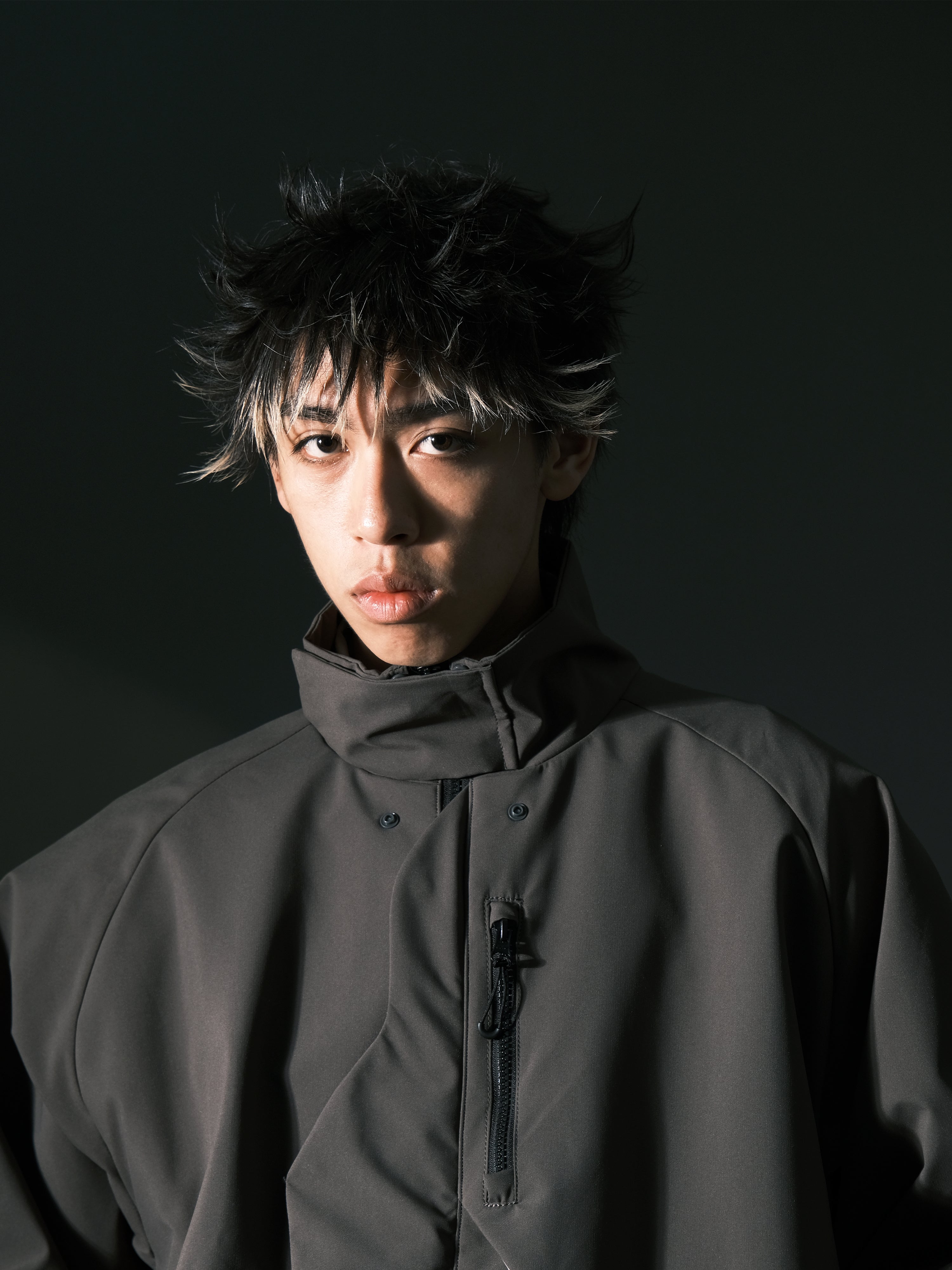 AW22 / 04 —J22-023 3-collar Trapezoidal Jacket (Gauntlet Grey)