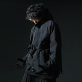 AW22 / 06 —J22-024  Flexible Collar Windbreaker (Black)