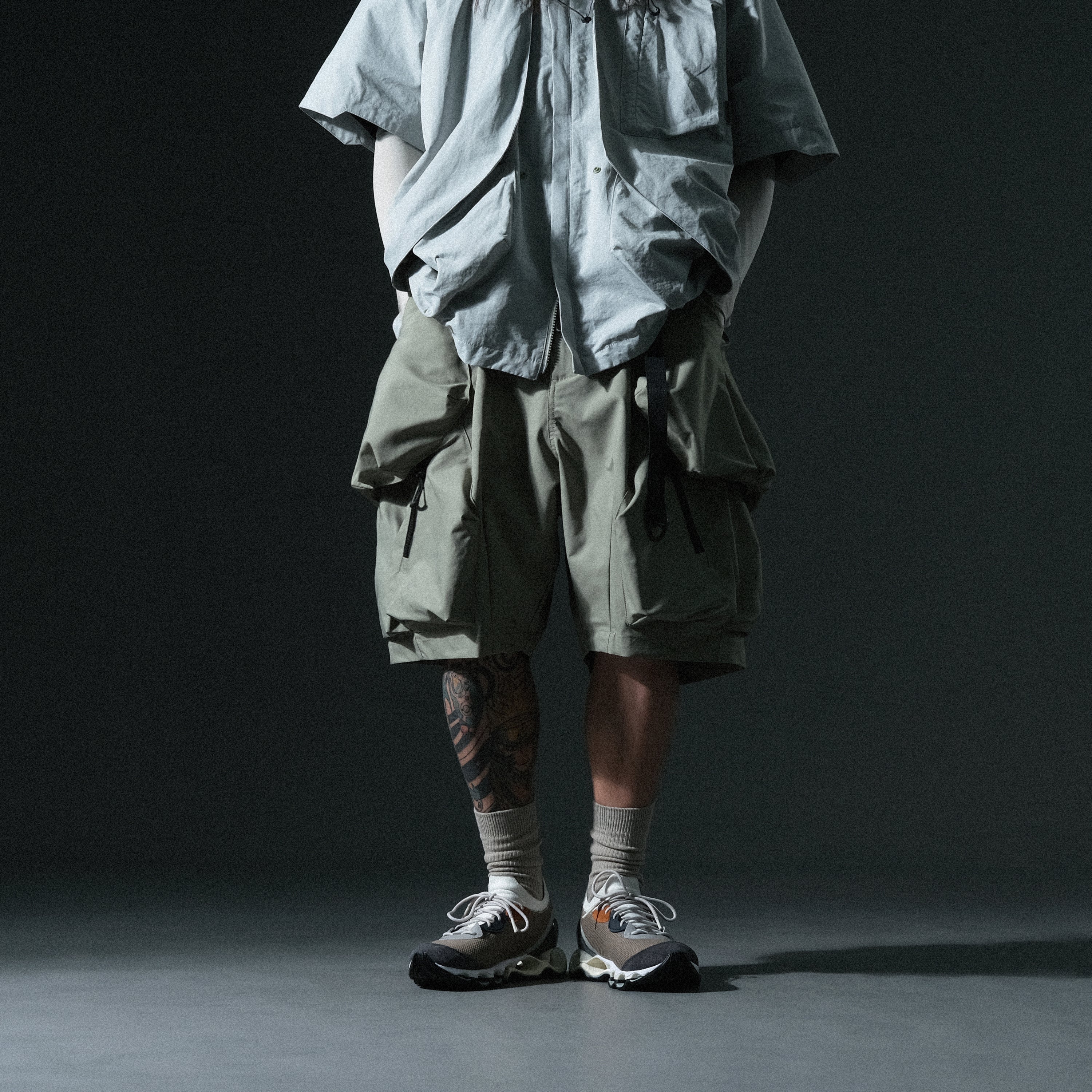 SS23 / 04 —  S23-066 2-Layer Loose Short (Seal Green)