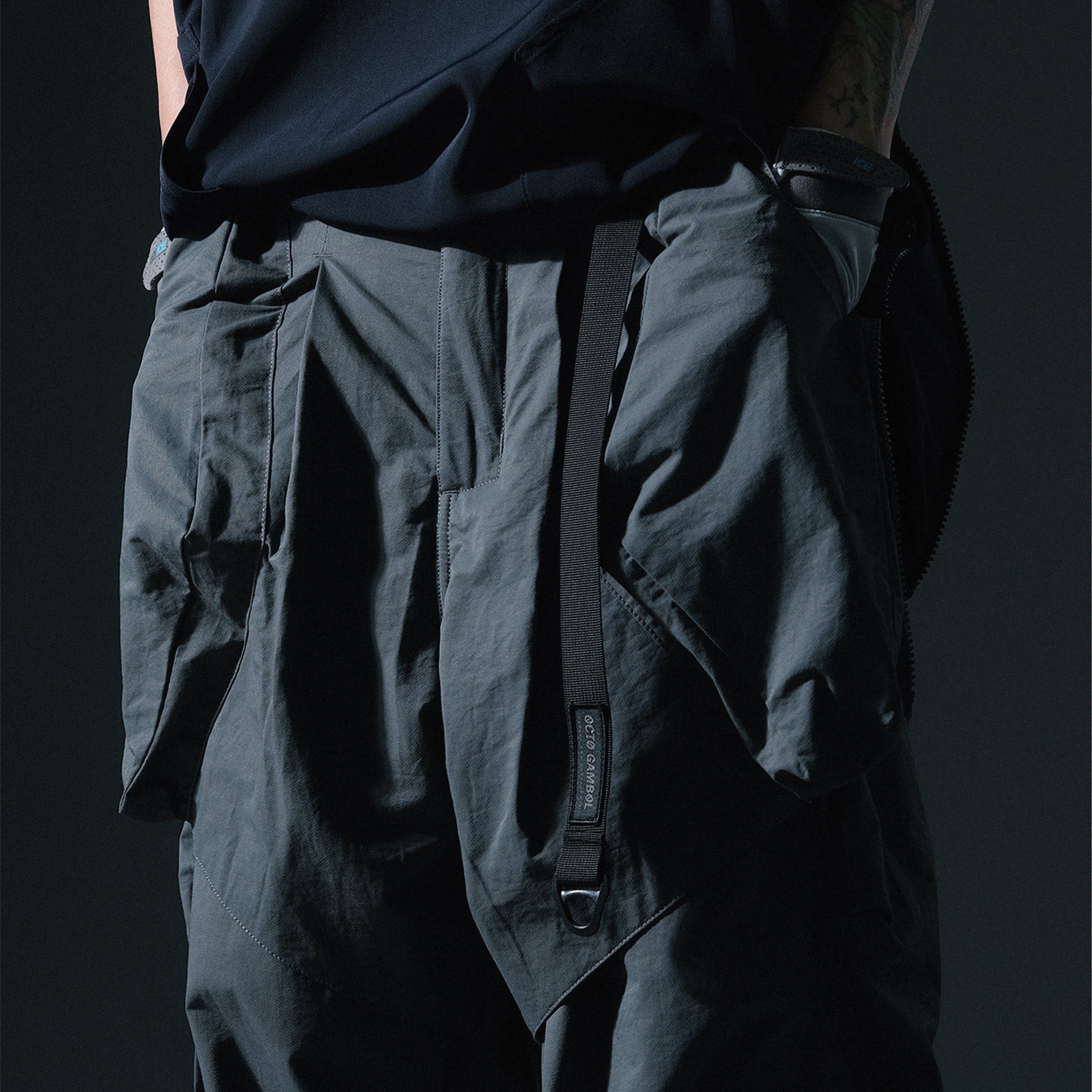 SS23 / 02 —  P23-126 Switchable Breathing Pants  (Iron Grey)