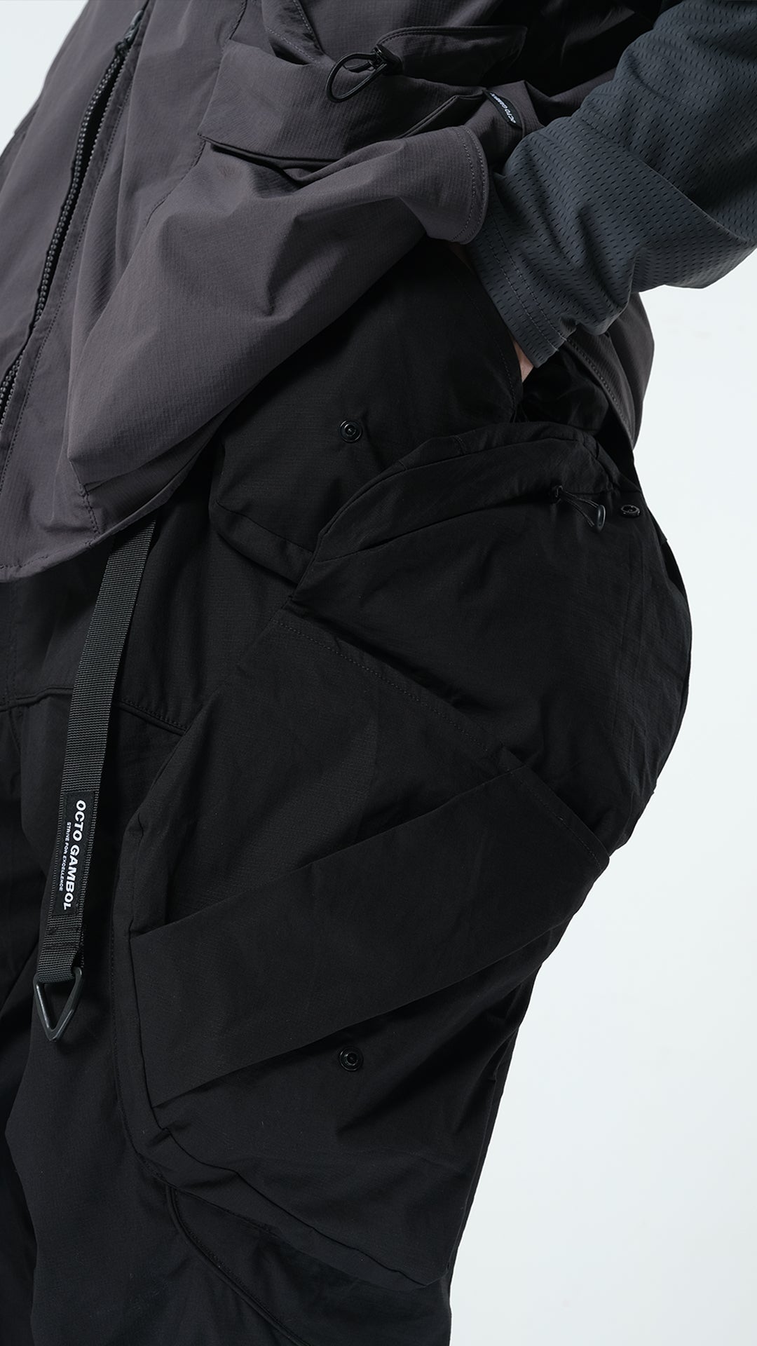 Pre-season LP-113 Expandable Box Pocket Pants (Black)