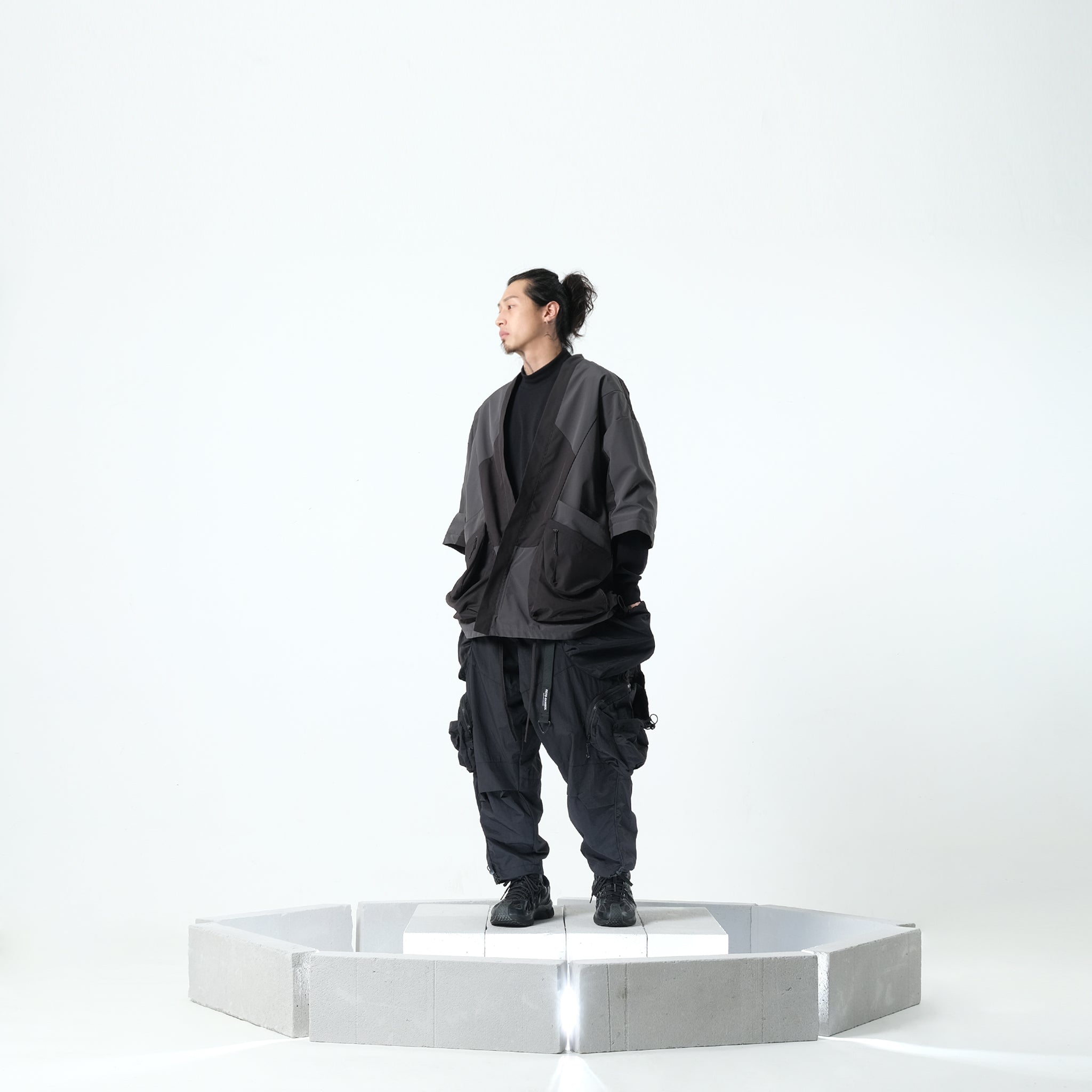 Pre-season LP-114 Drawstring Pocket Pants (Black)
