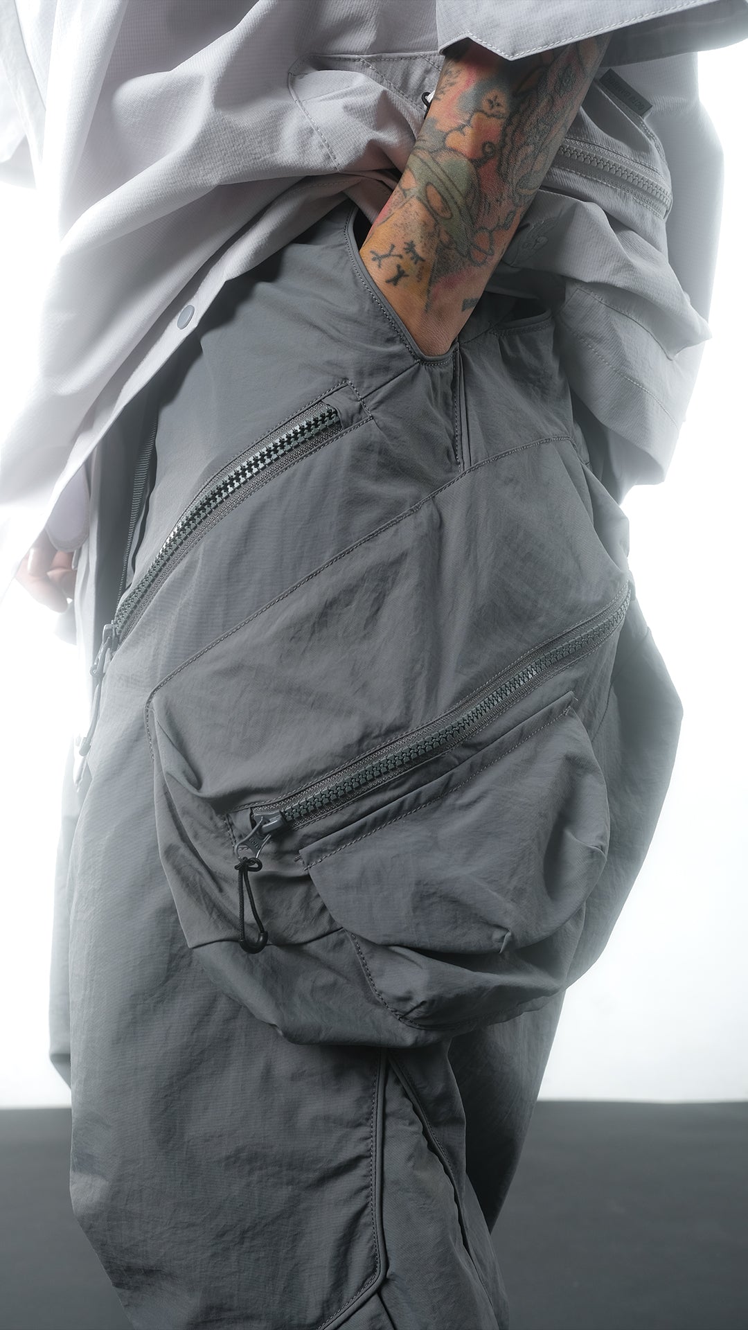 SS22/ 13 LP-119 Flexible Orb Pants (Light Grey)