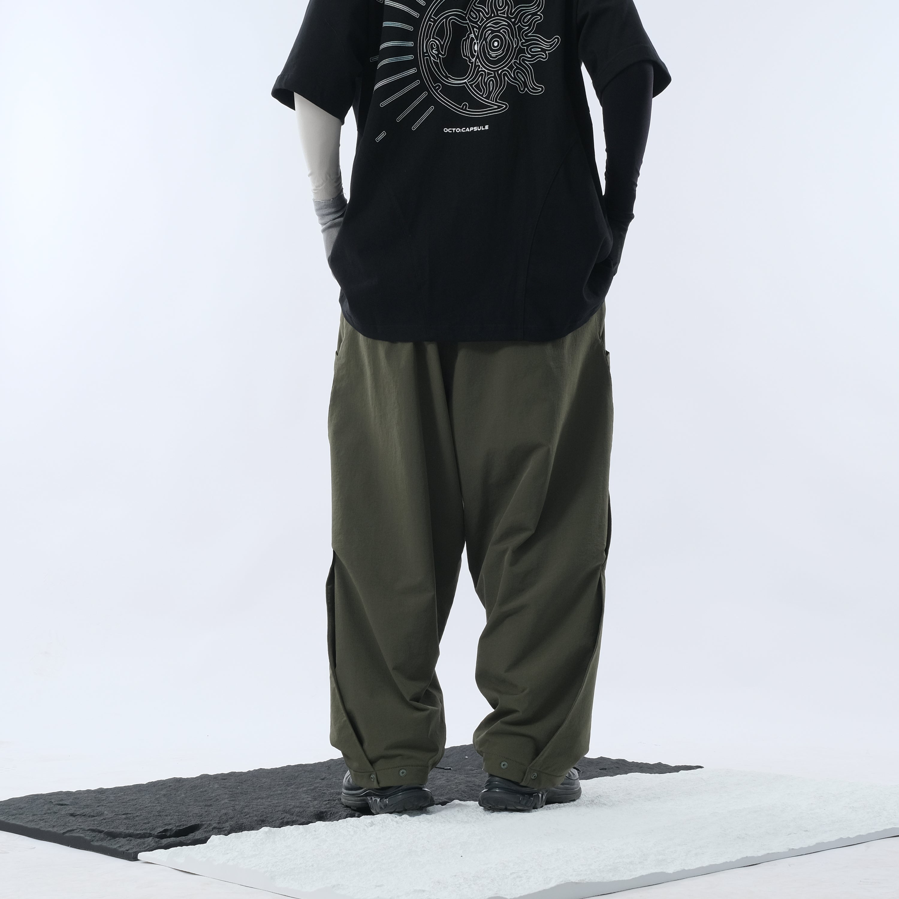 Capsule 01 / CSP-116 Hidden Pocket Adjustable Loose Pants  (Green)
