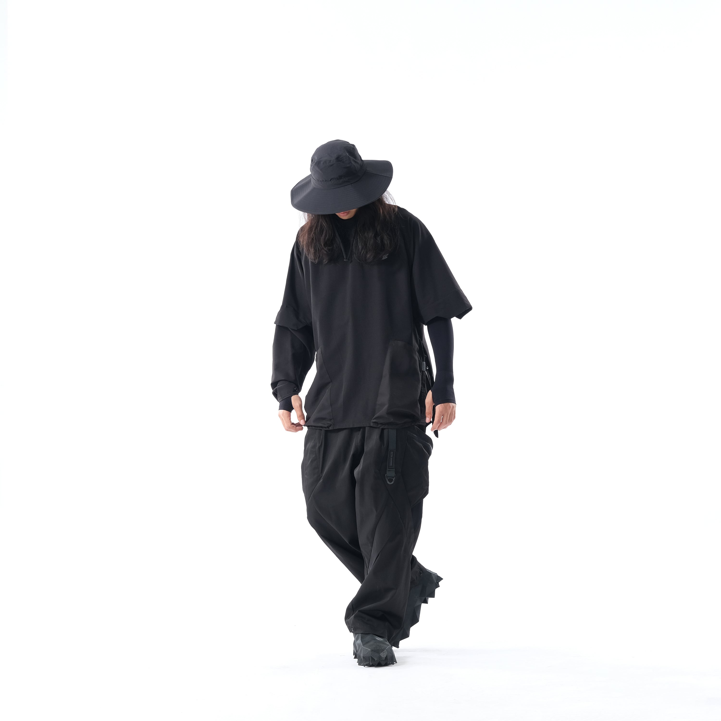 PRE - SEASON 01 — PT23-067 Detachable sleeves T-shirt (Black)