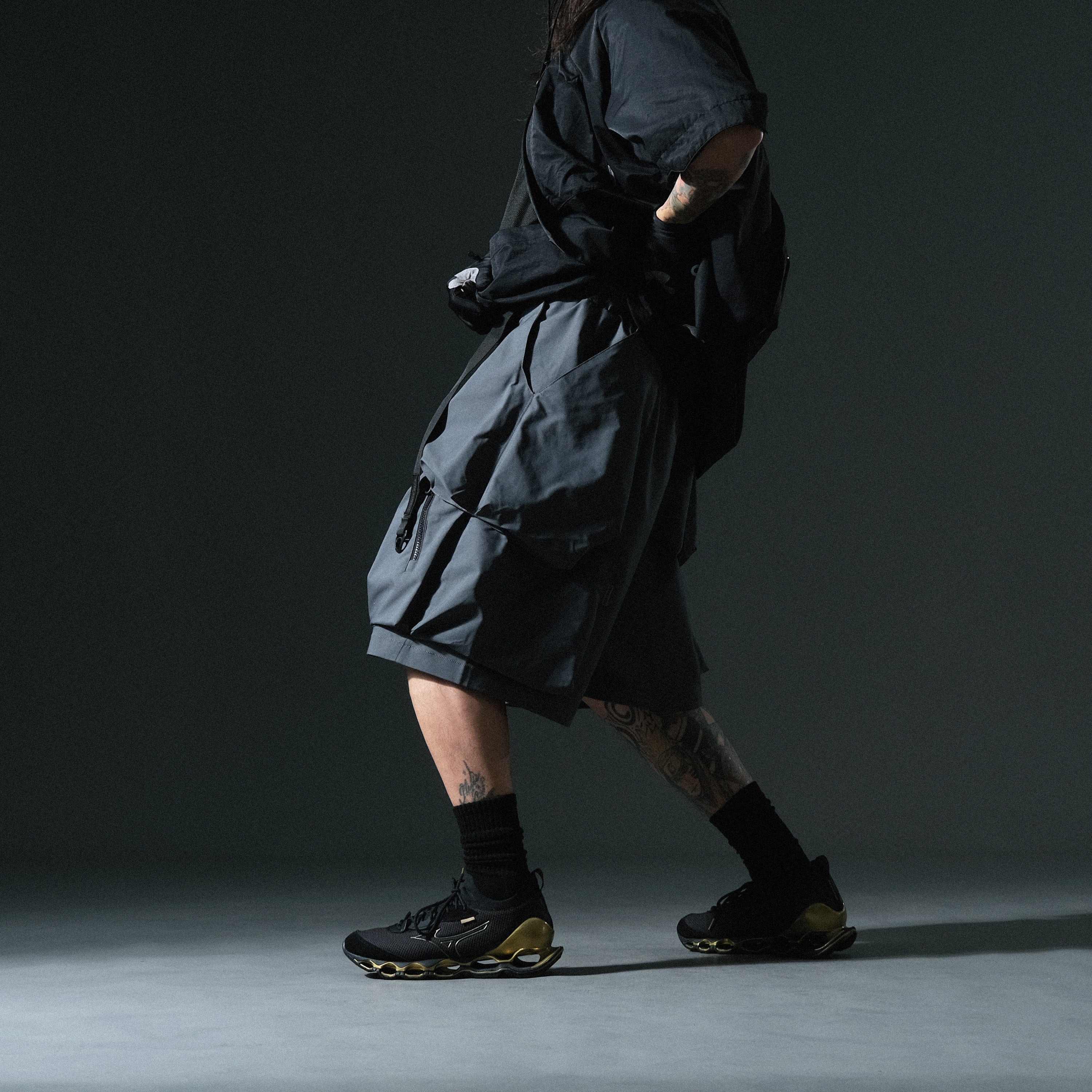 SS23 / 04 —  S23-066 2-Layer Loose Short (Anchor Grey)
