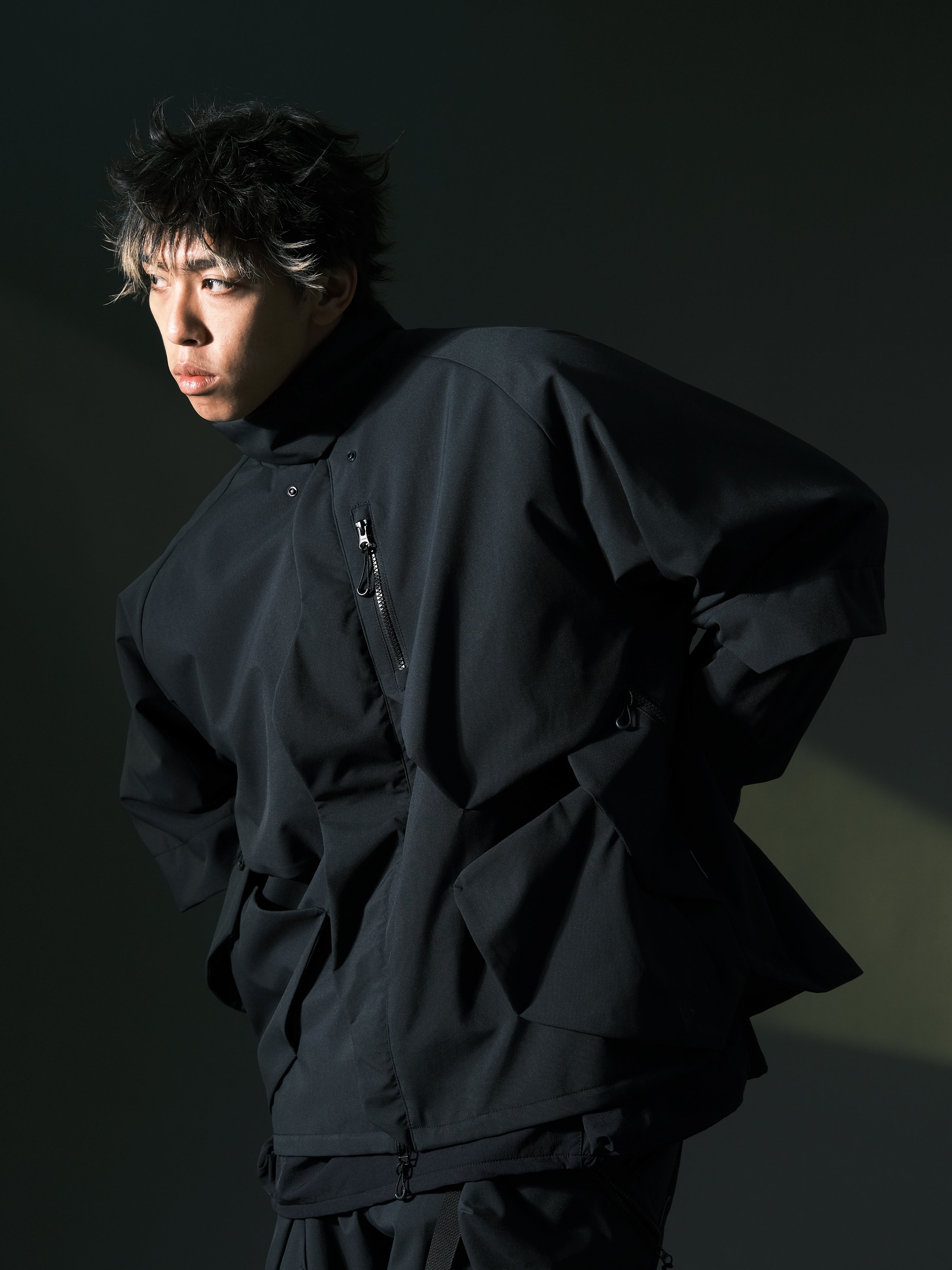 AW22 / 04 —J22-023 3-collar Trapezoidal Jacket (Navy)