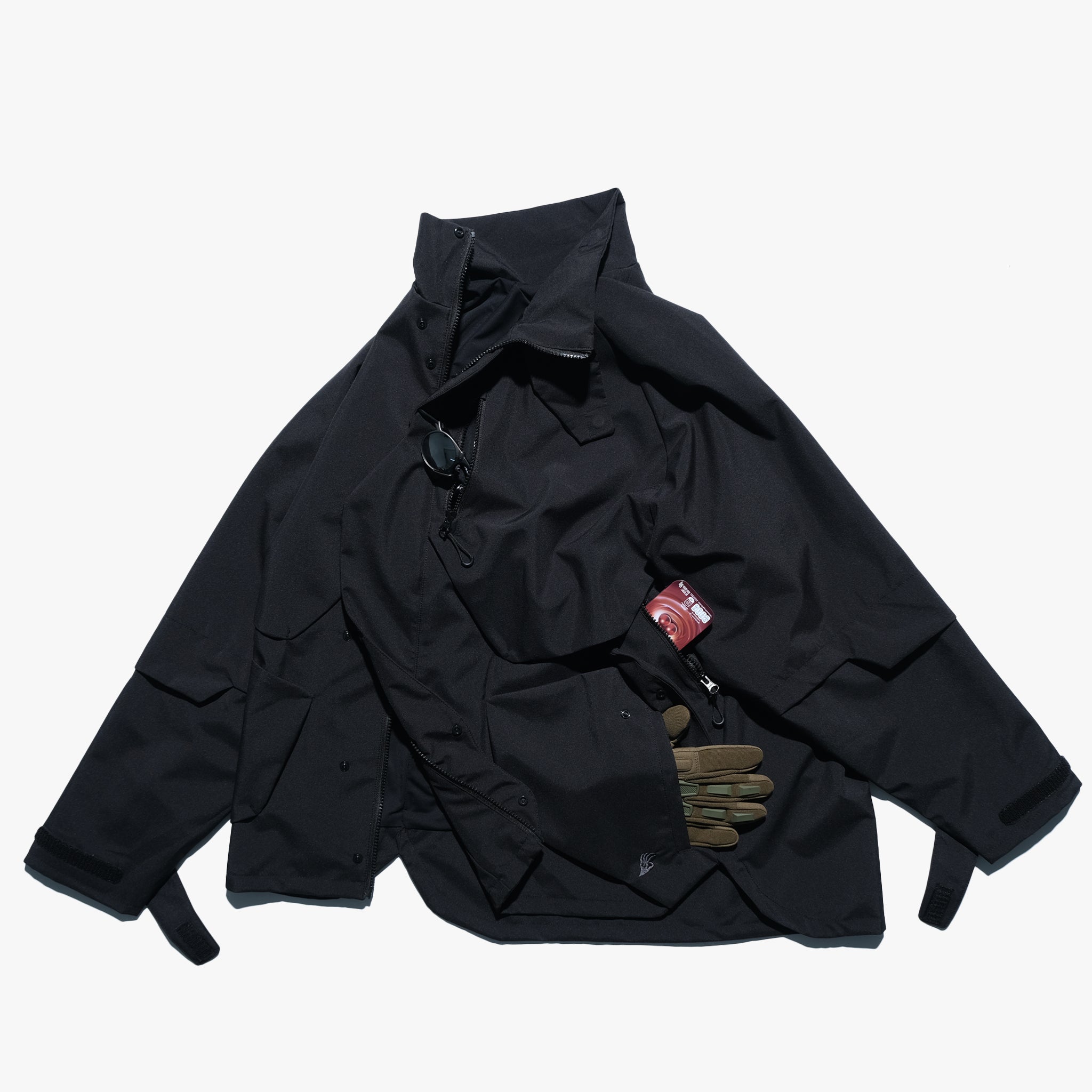 AW22 / 04 —J22-023 3-collar Trapezoidal Jacket (Black)