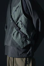 AW22 / 11 — T22-065 Crossbody Bag Utility Vest  (Green)