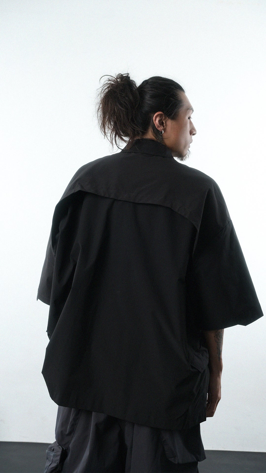 SS22/ 12 ST-074 Samue Shirt (Black)
