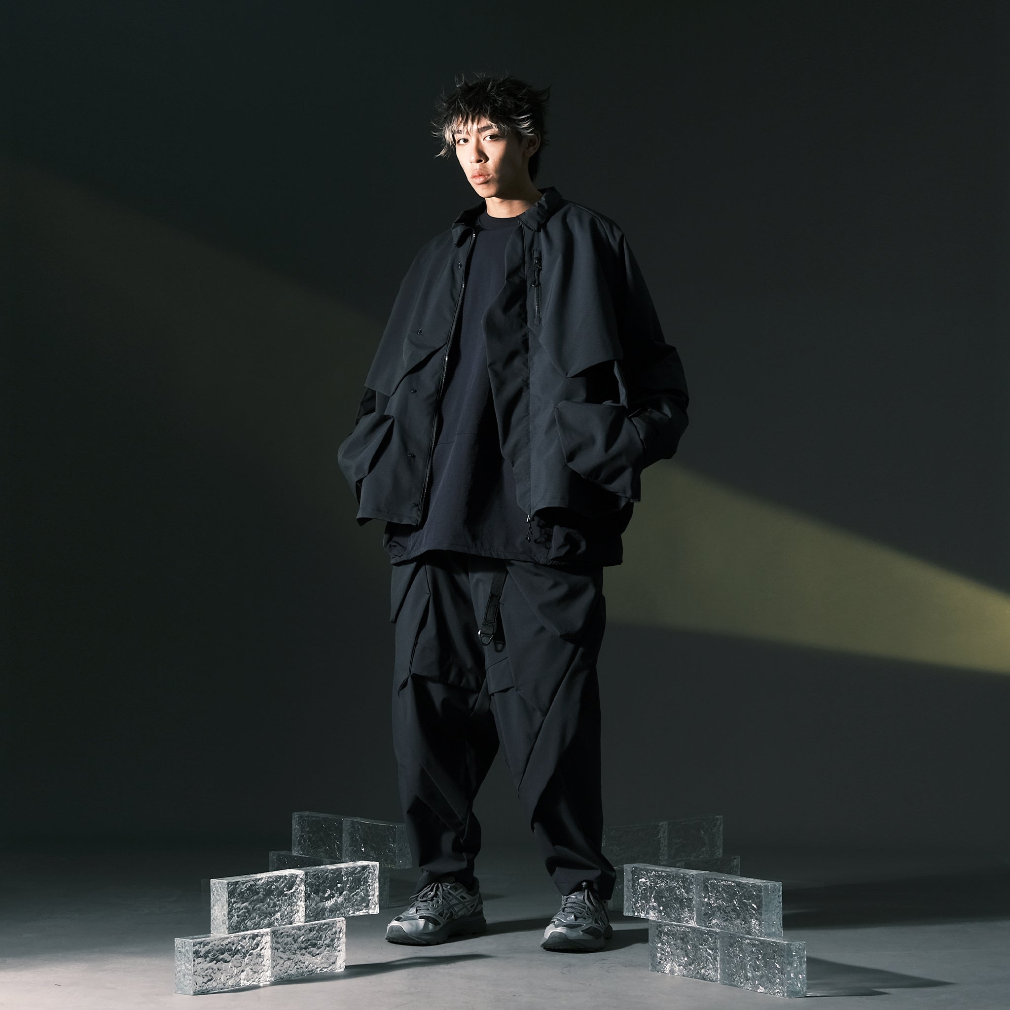 AW22 / 05 —  P22-121 Hidden Pocket Trapezoidal Pants (Navy)
