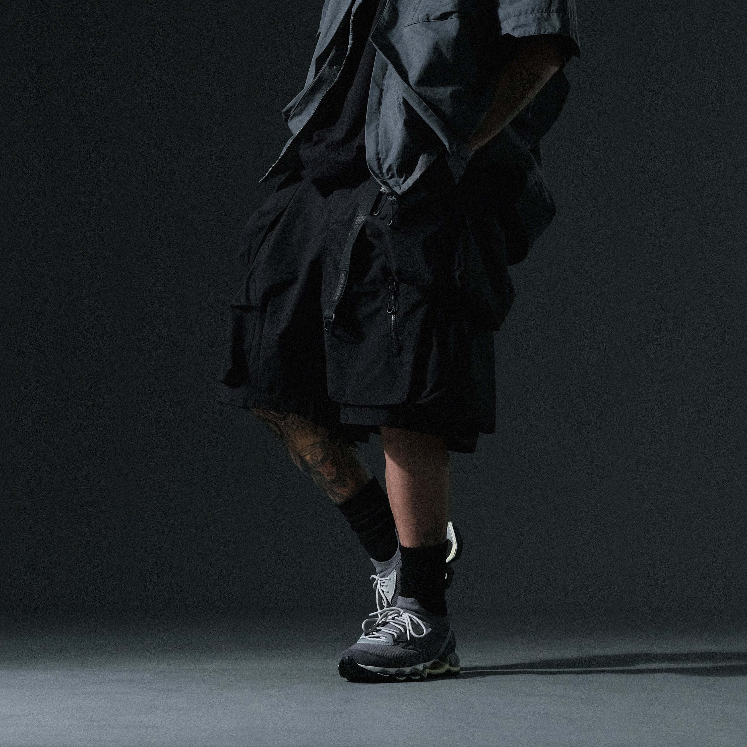 SS23 / 04 —  S23-066 2-Layer Loose Short (Black)