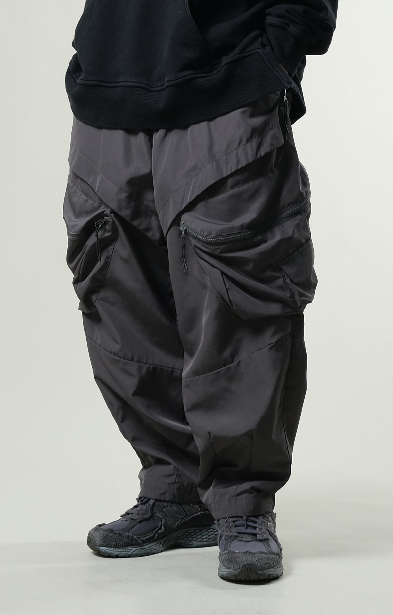 Capsule Series / CB097 Multi-Pocket Pants (Grey)