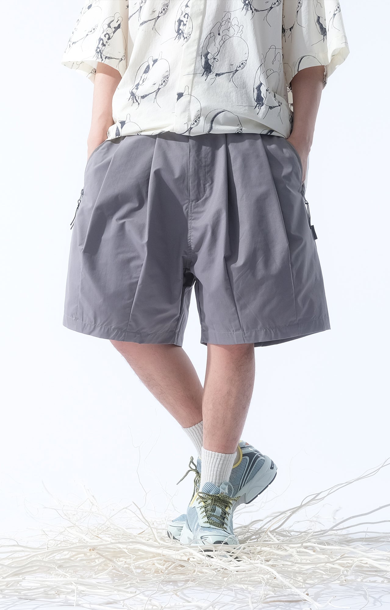 Capsule 03 / CS105 Nylon Balloon Shorts (Grey)