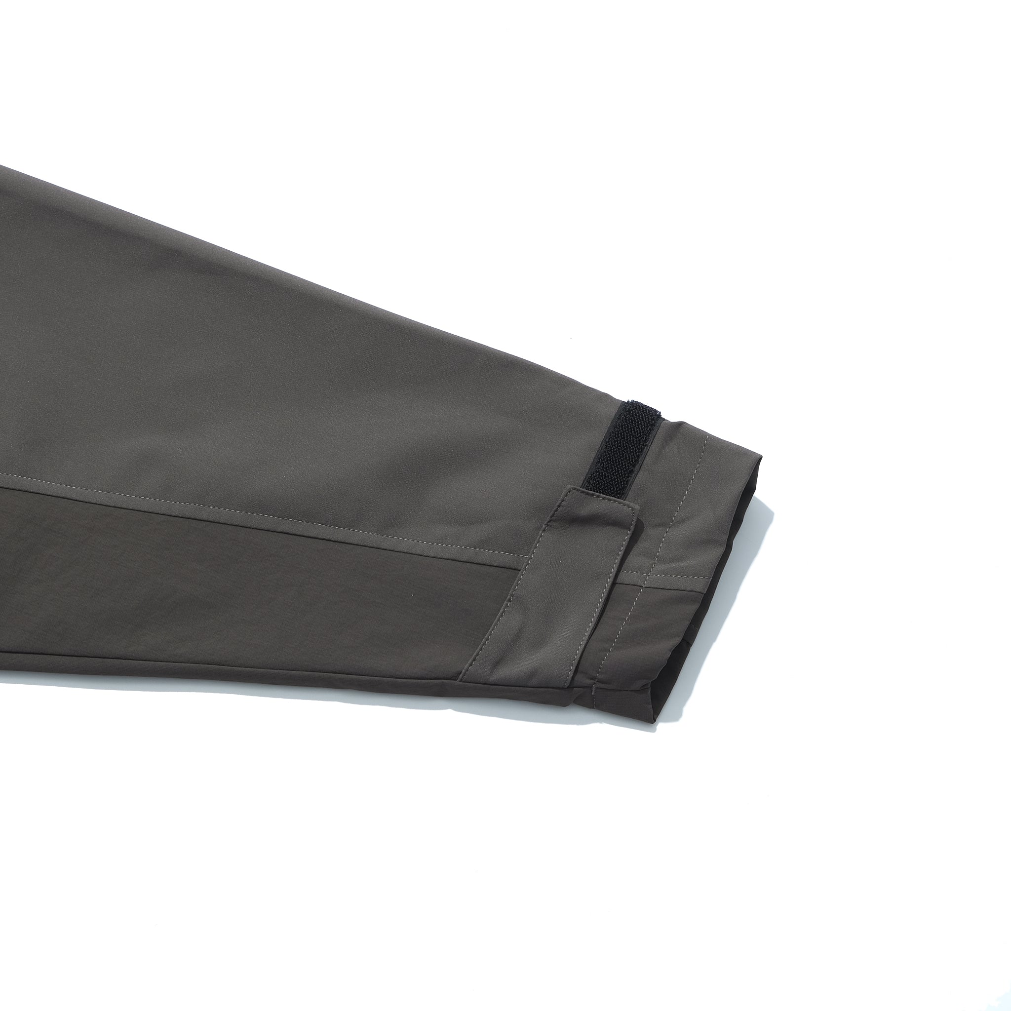 Capsule 02 / CSJ-003 Windproof softshell Jacket (Oak)