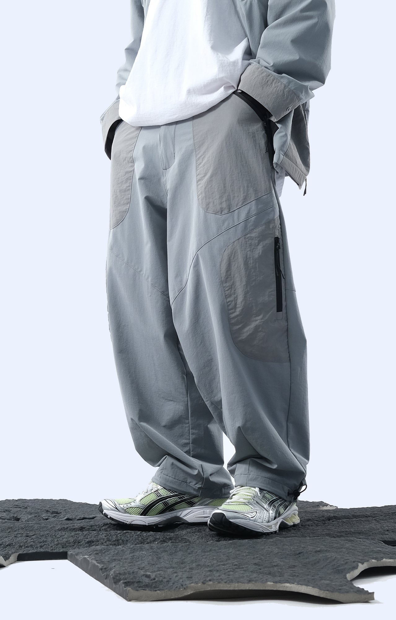 Capsule 03 / CSP-124 Adjustable Panelled Relaxed Pants  (Light Grey)