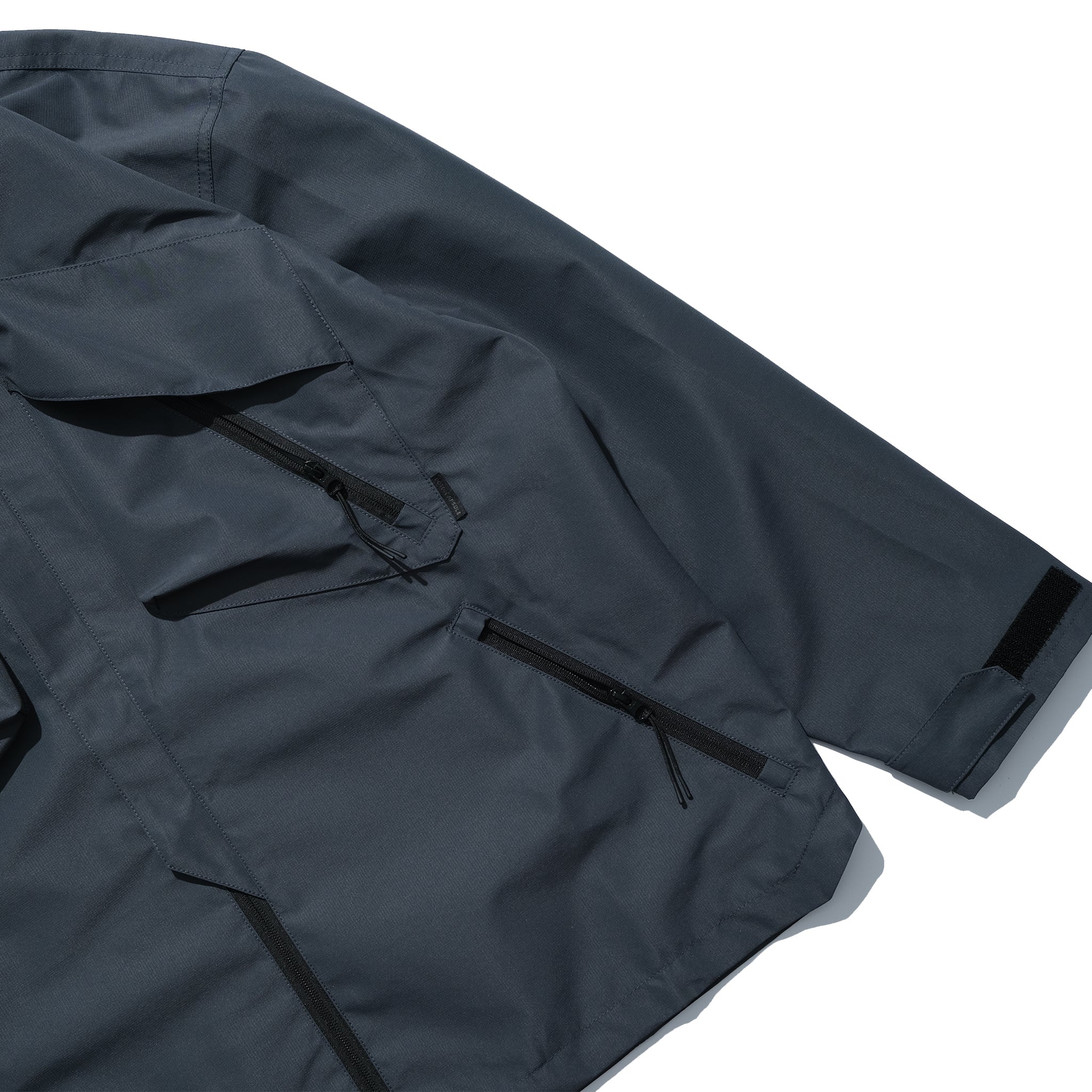 Capsule 01 / CSJ-001 Dual Pocket Windbreaker (Grey)
