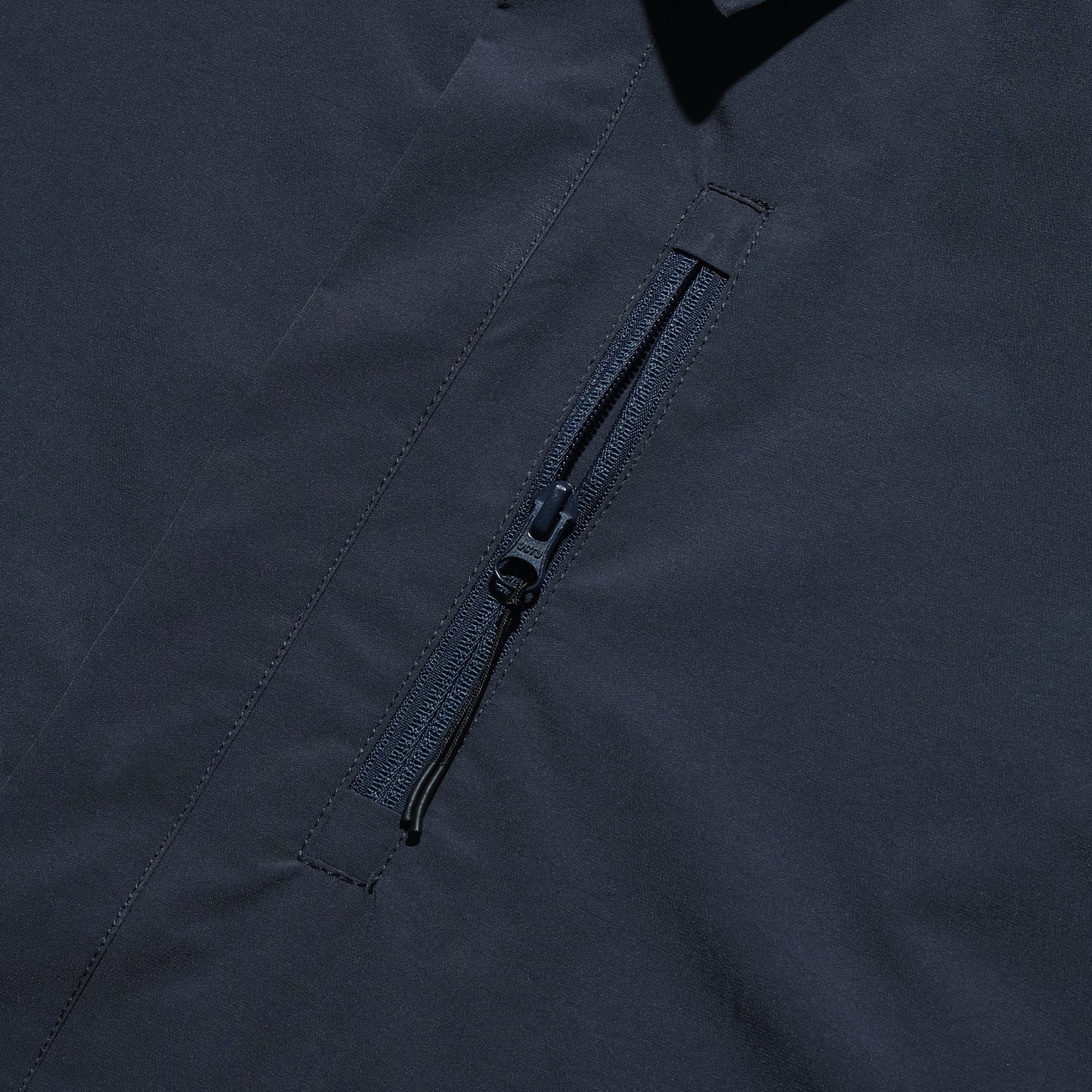 Capsule 01 / CST-110 3D Pocket Nylon Shirt  (Navy)