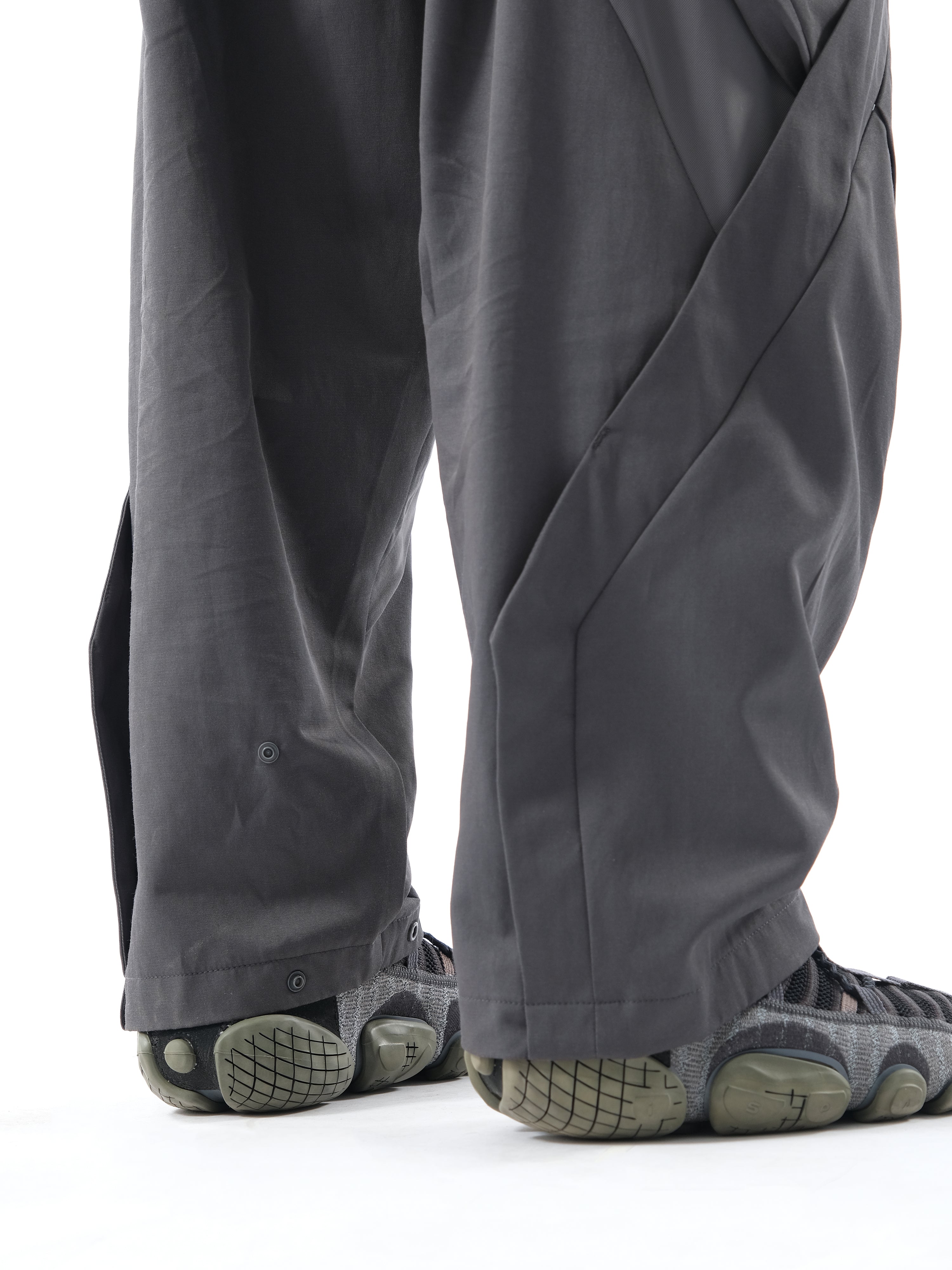 PRE - SEASON 02 —  PP23-125 Breathable Orb Pants  (Grey)