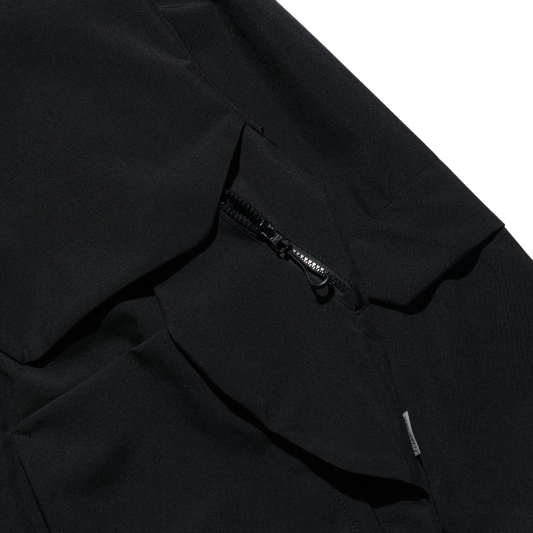 AW22 / 04 —J22-023 3-collar Trapezoidal Jacket (Black)