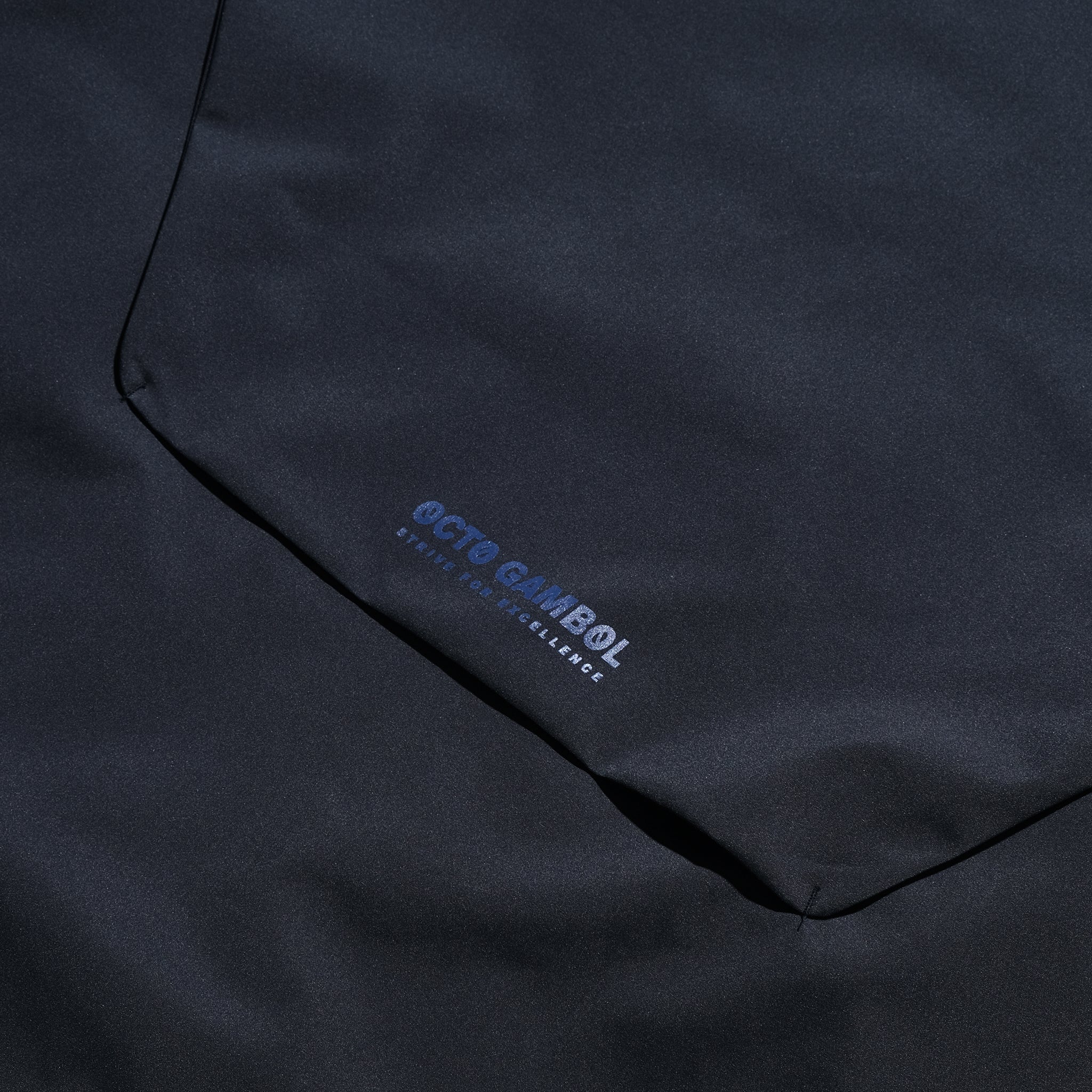 AW22 / 04 —J22-023 3-collar Trapezoidal Jacket (Navy)
