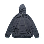 AW22 / 06 —J22-024  Flexible Collar Windbreaker (Black)
