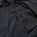AW22 / 06 —J22-024  Flexible Collar Windbreaker (Black)