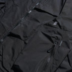 AW22 / 06 —J22-024  Flexible Collar Windbreaker (Black)