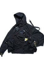 AW22 / 06 —J22-024  Flexible Collar Windbreaker (Black)