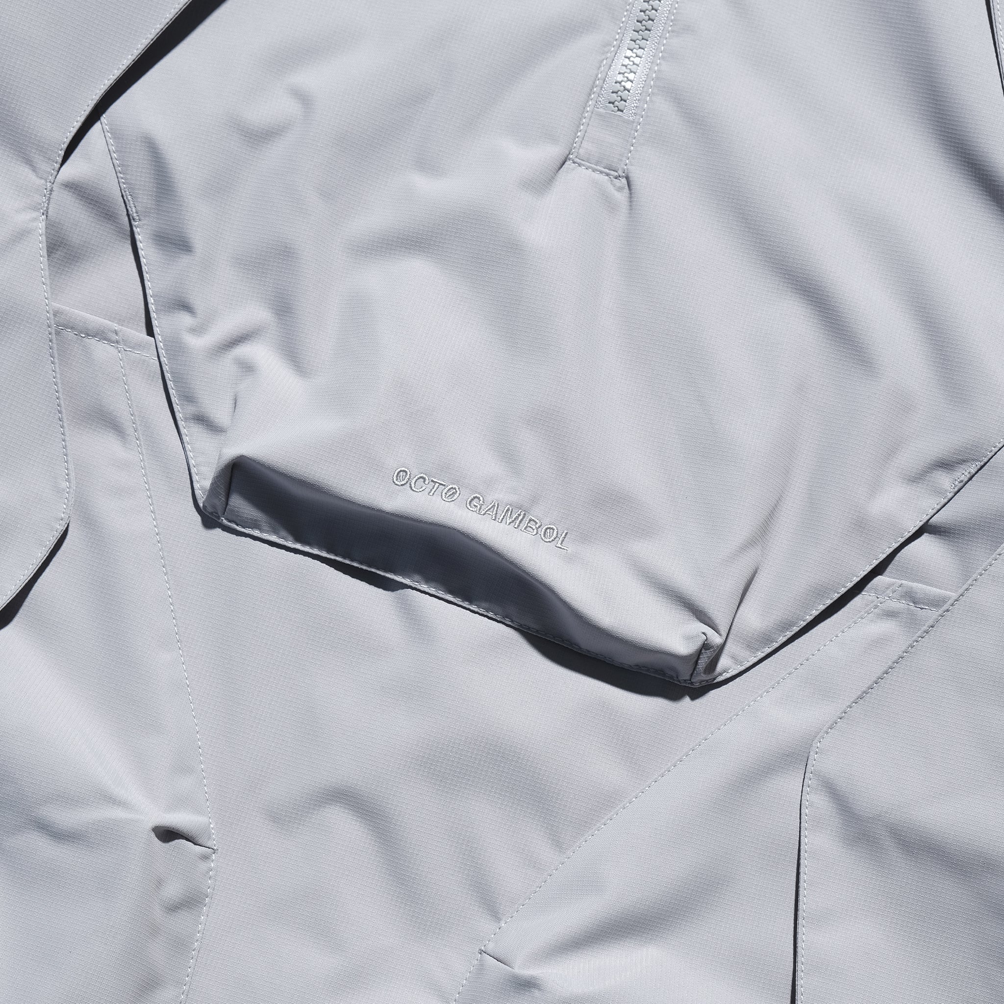 AW22 / 10 — J22-025 Flexible Armoured Pullover (Ivory White)
