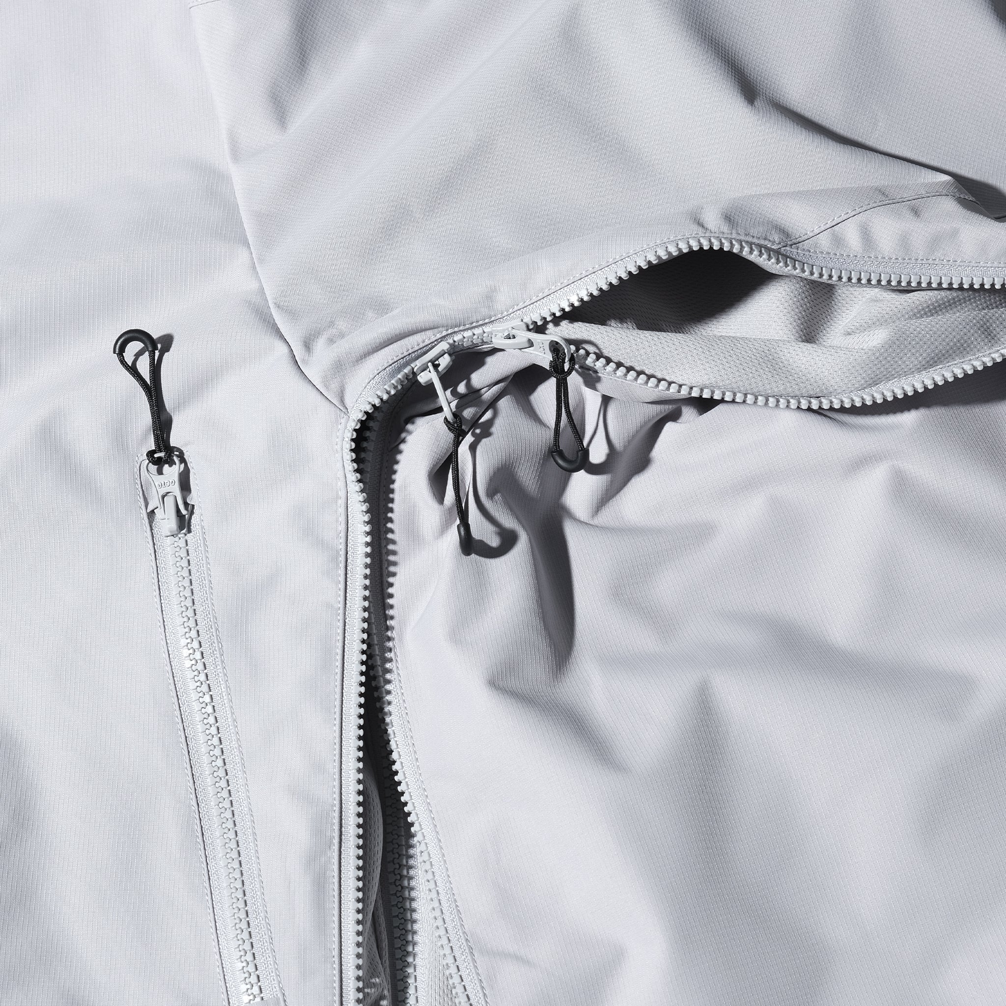 AW22 / 10 — J22-025 Flexible Armoured Pullover (Ivory White)