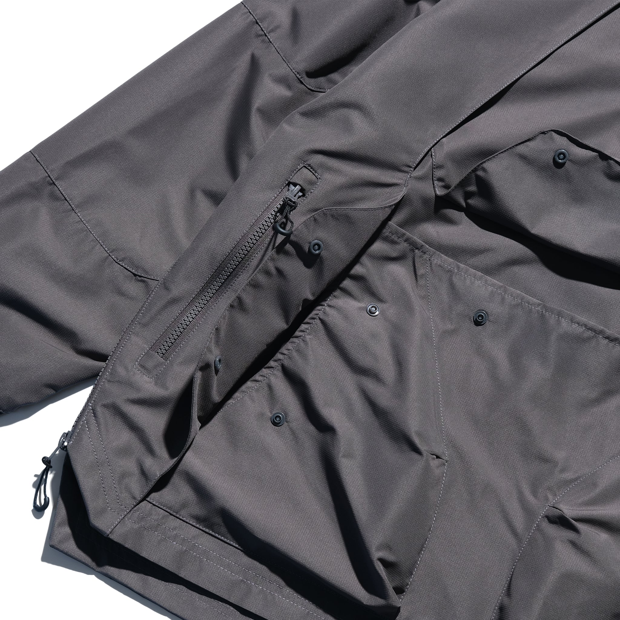AW22 / 10 — J22-025 Flexible Armoured Pullover (Gauntlet Grey)